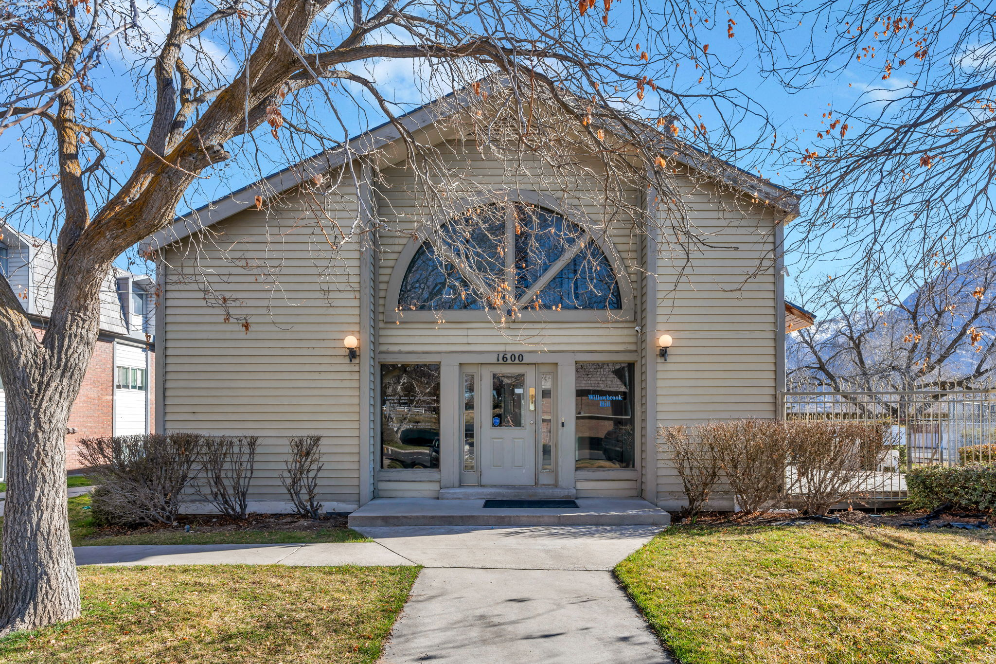 main property photo 17