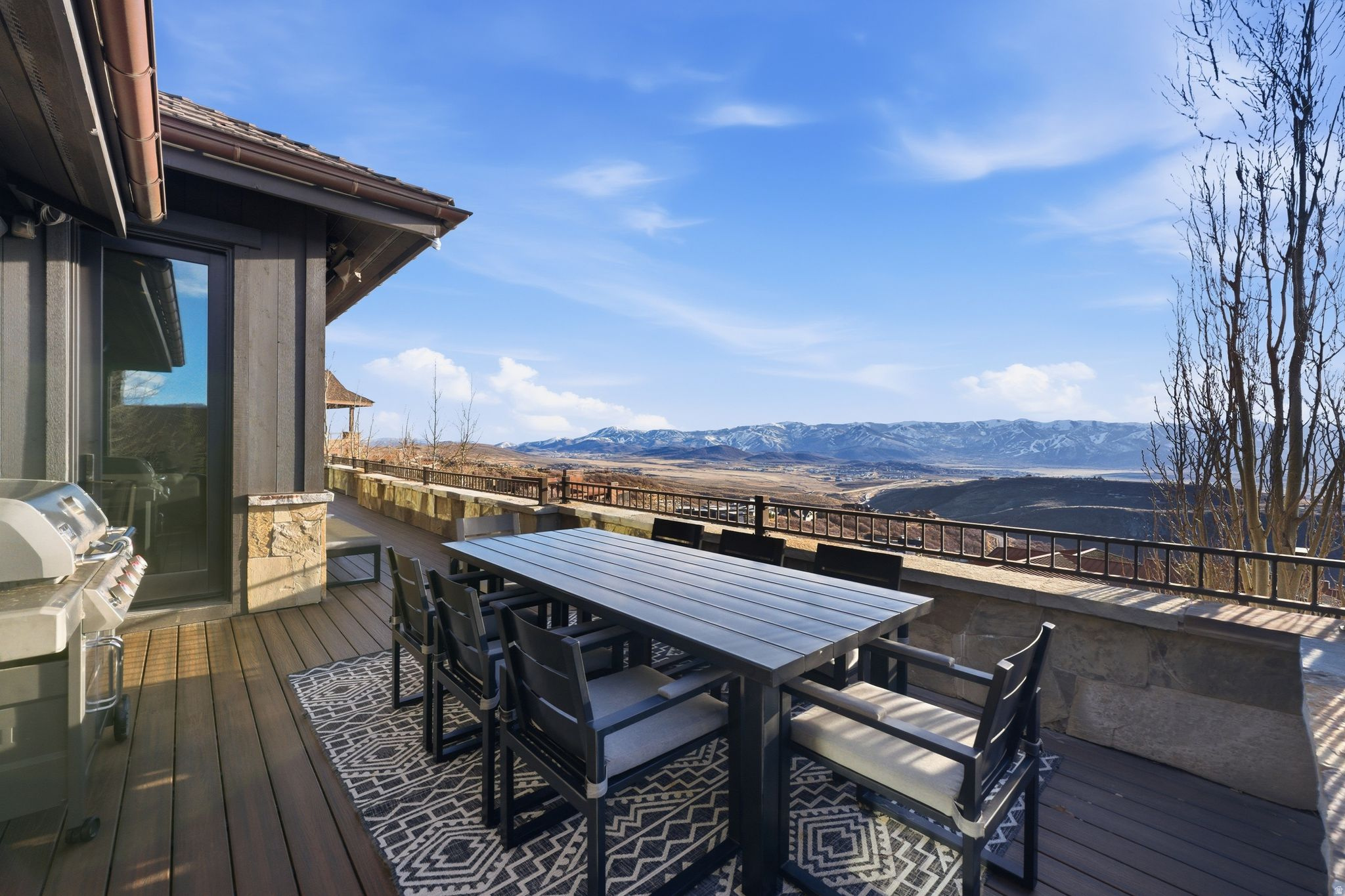 main property photo 64