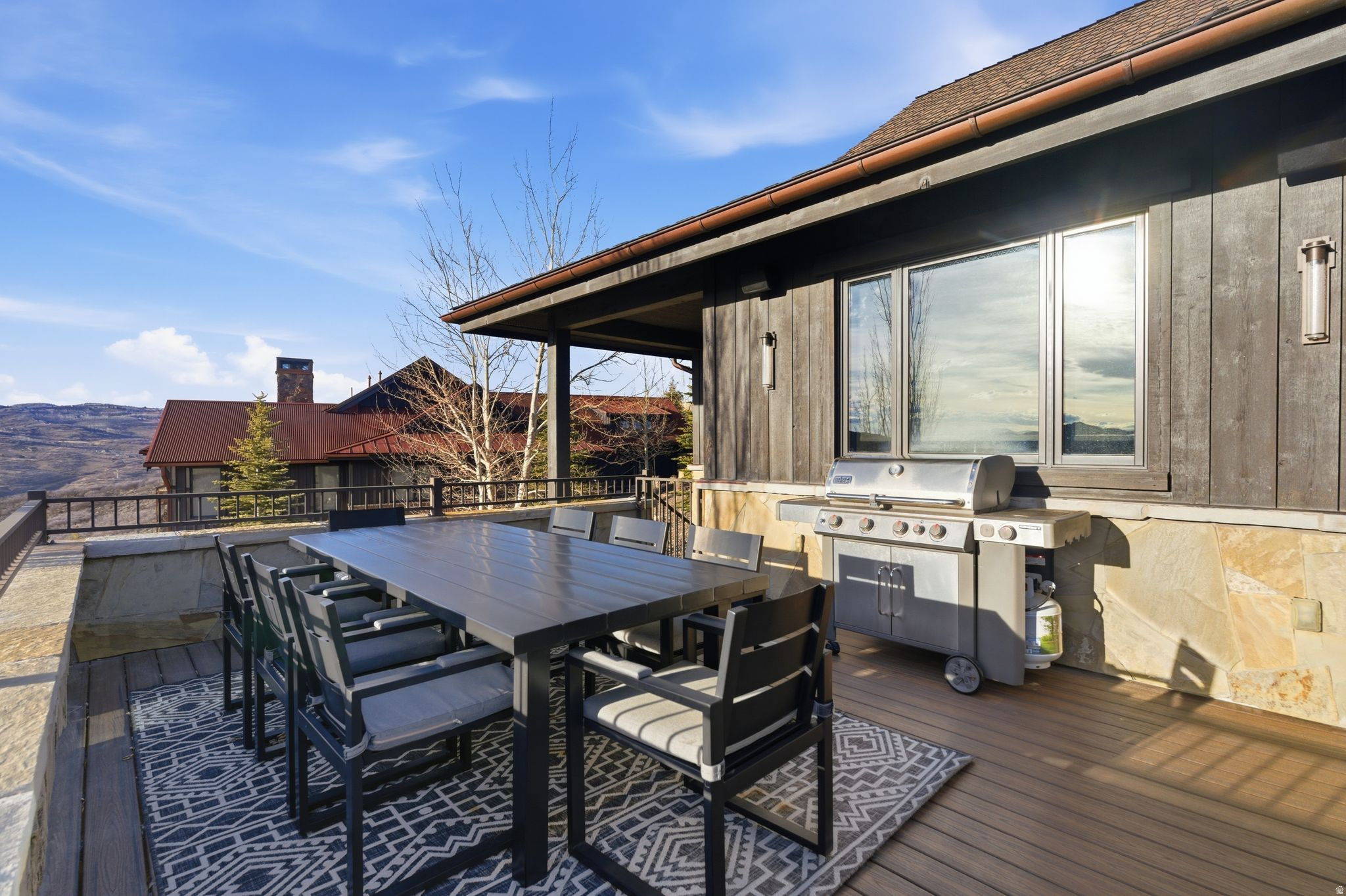main property photo 70