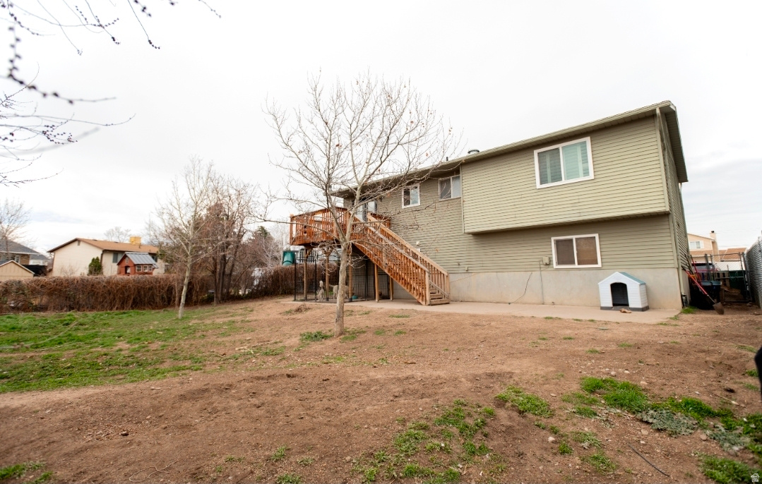 main property photo 17