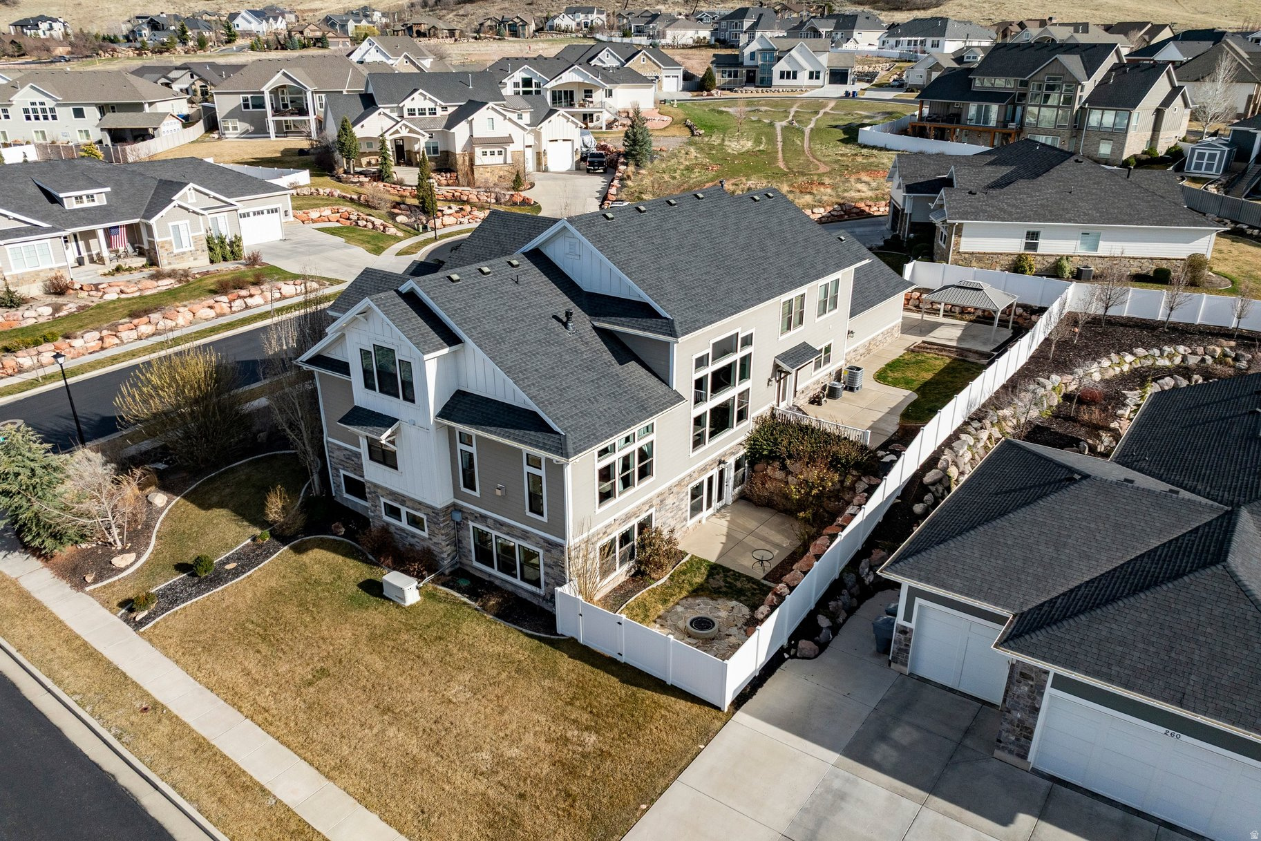 main property photo 60