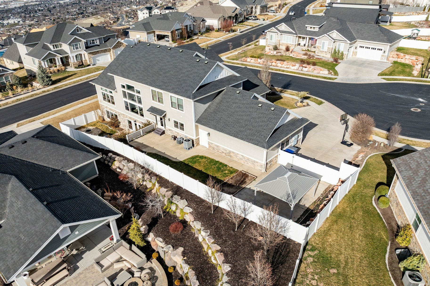 main property photo 68