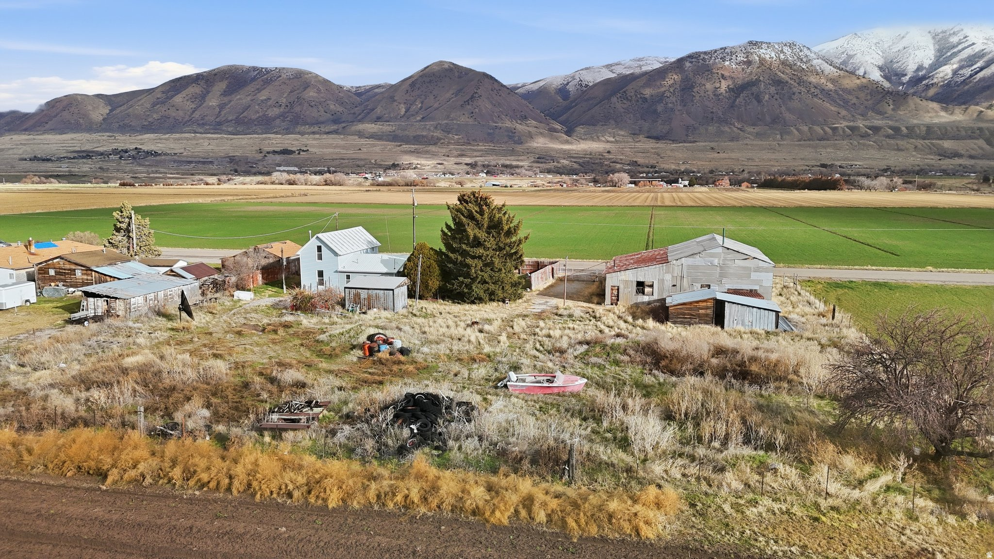 main property photo 2