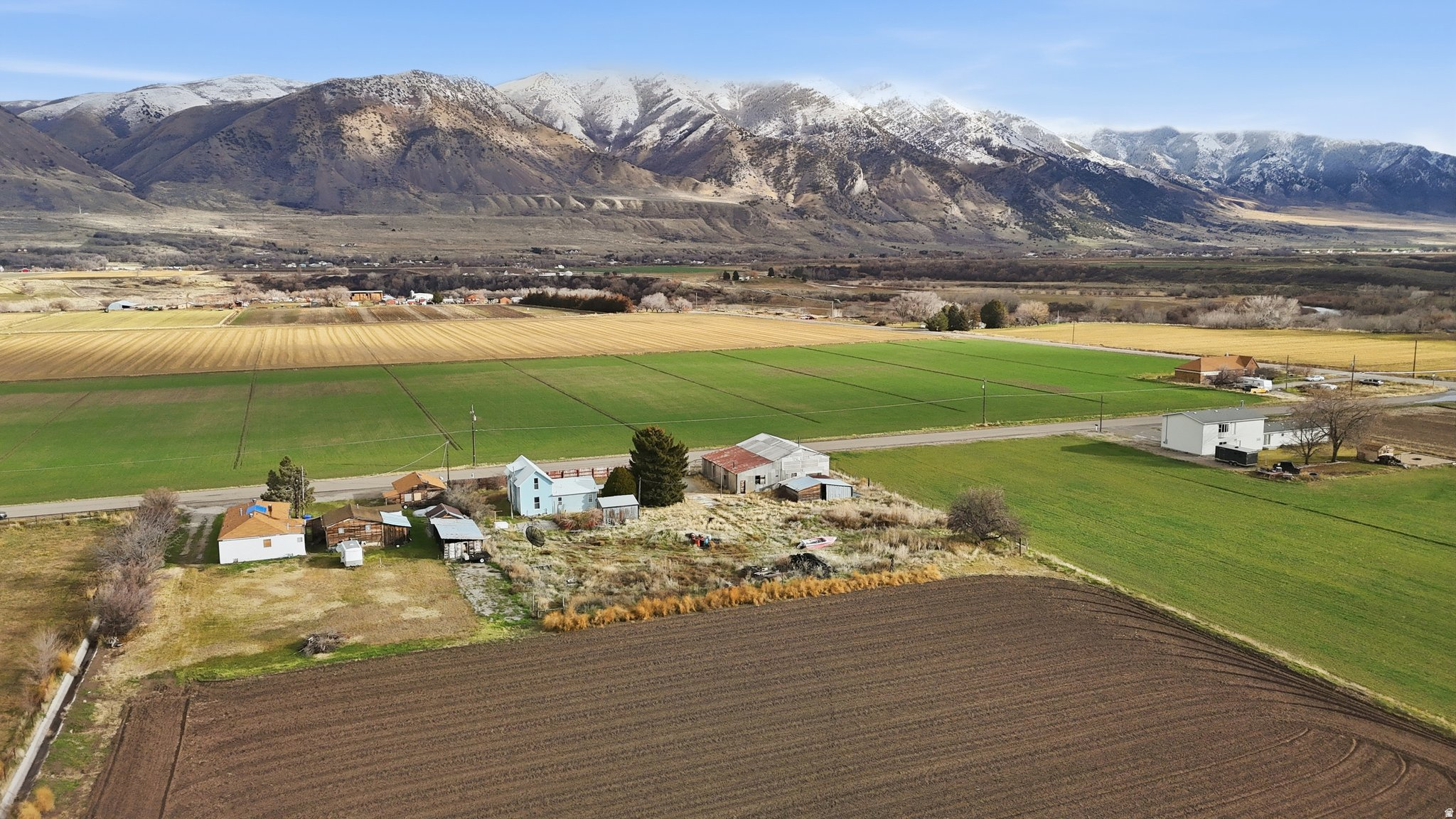 main property photo 3