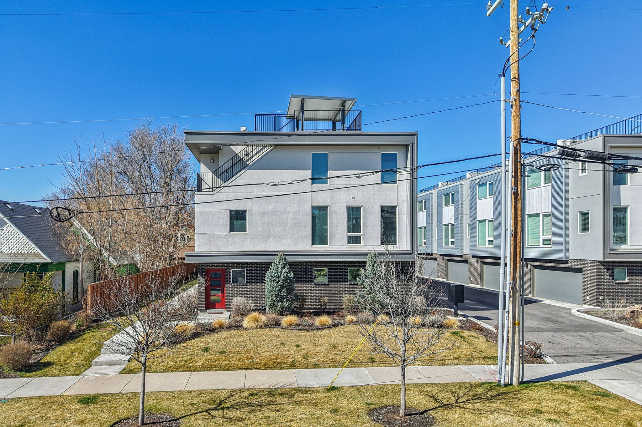 main property photo 39