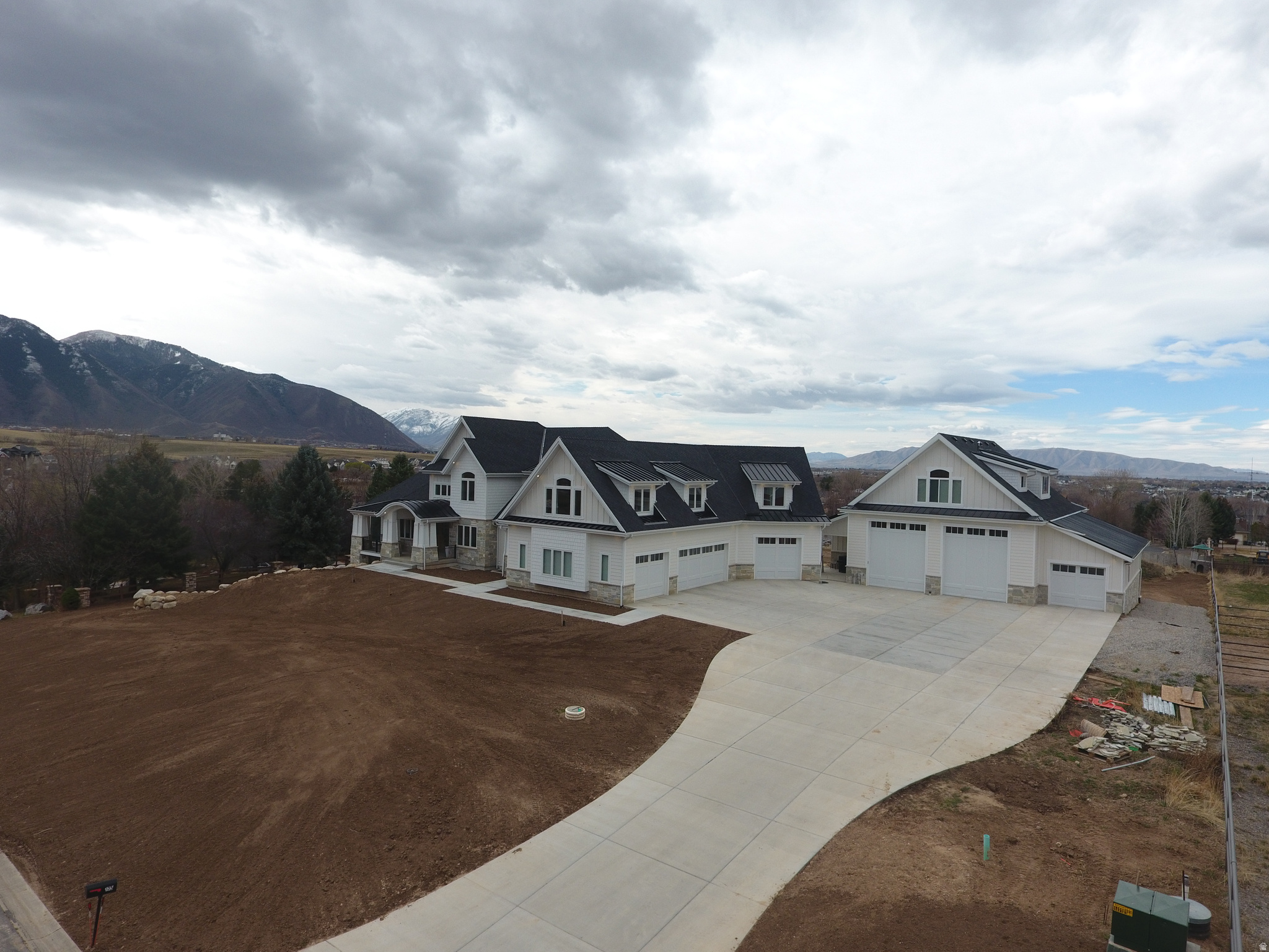 main property photo 110