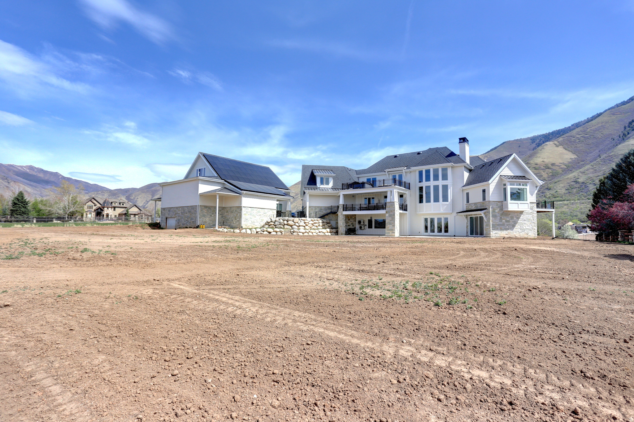 main property photo 128