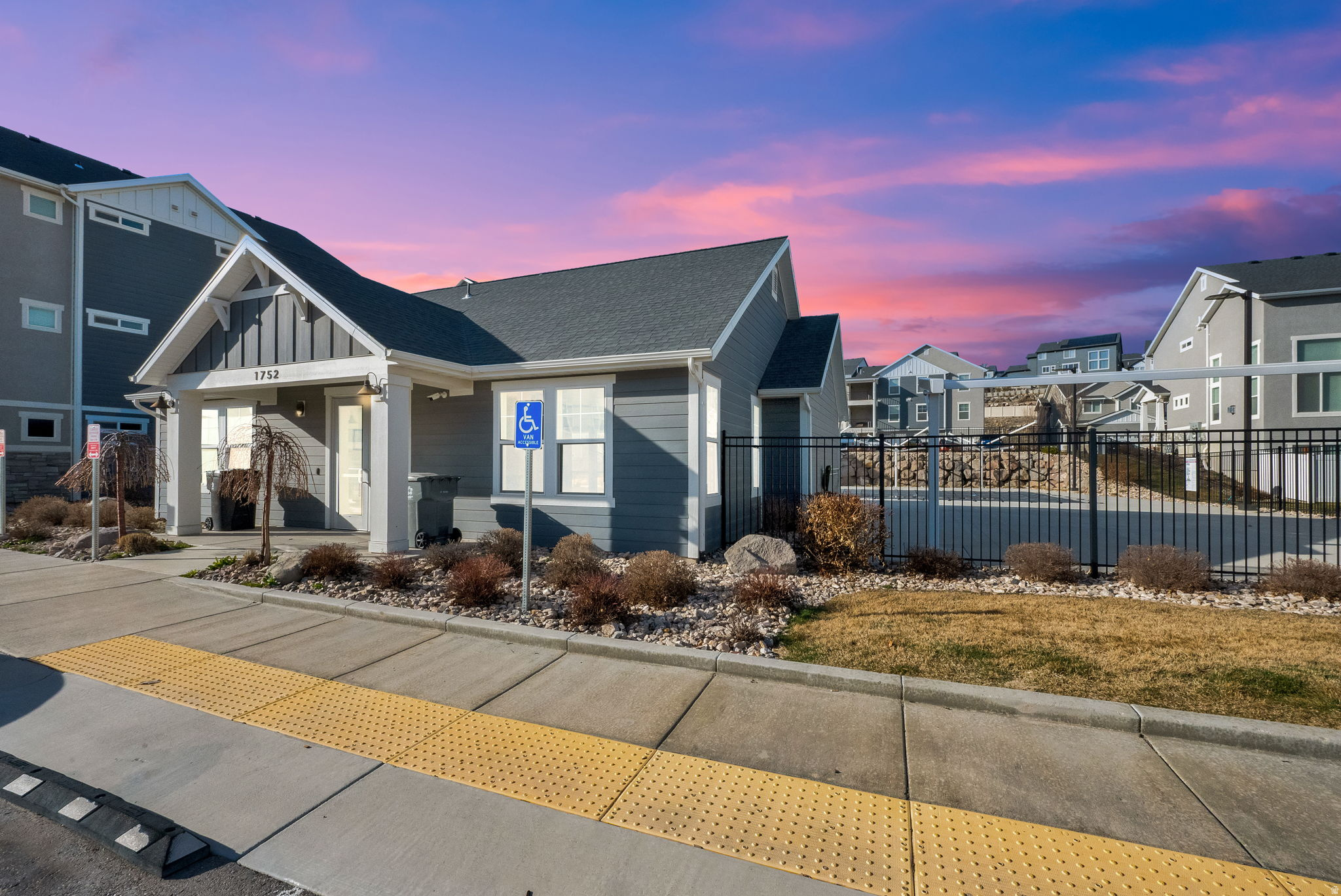 main property photo 17