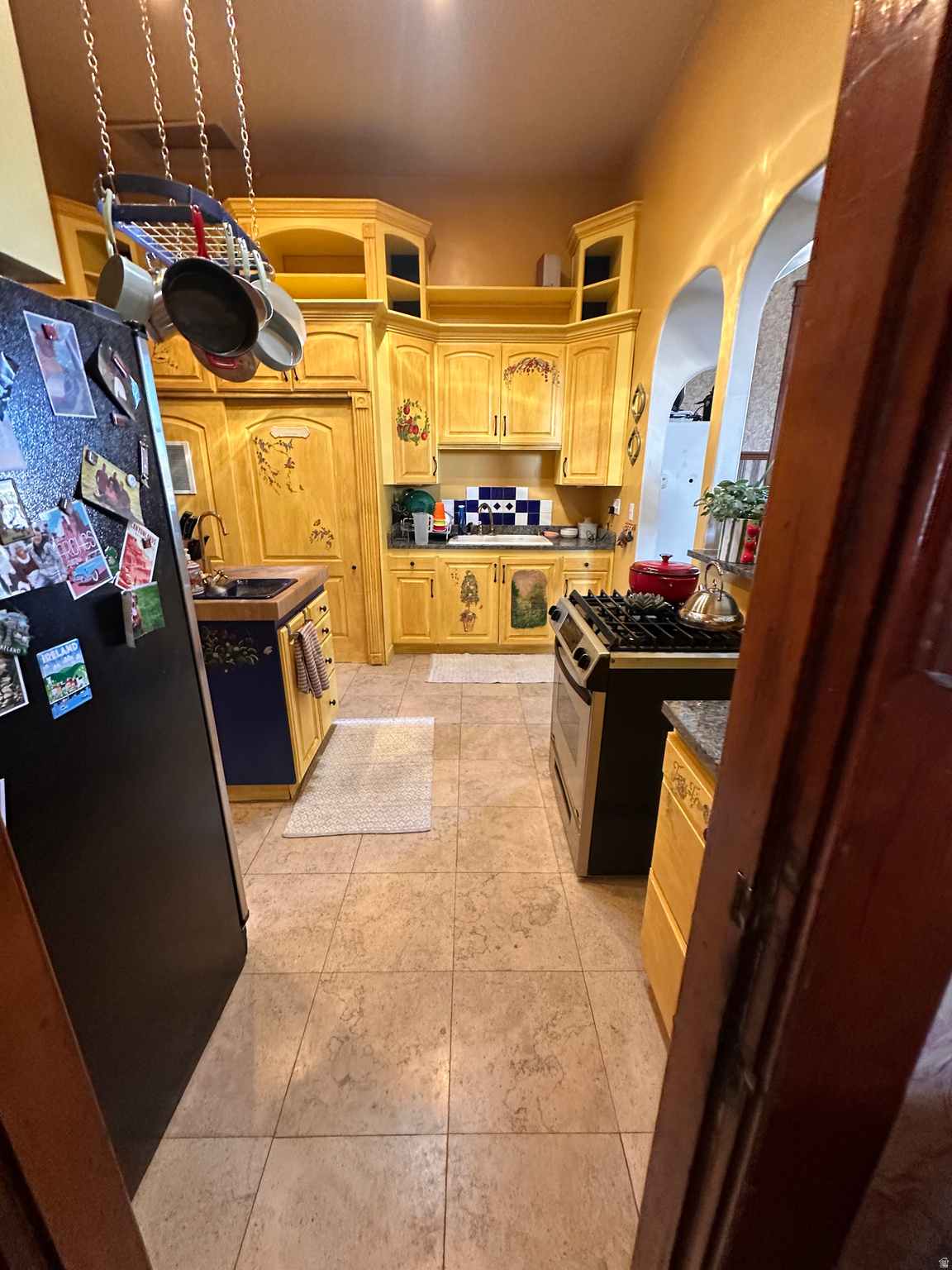 main property photo 9