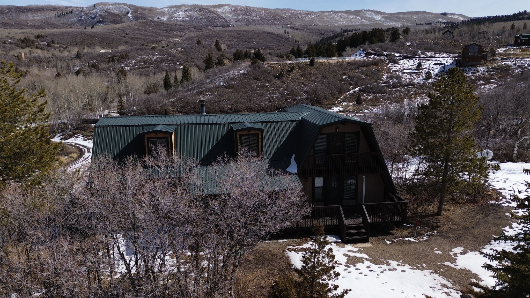 main property photo 40