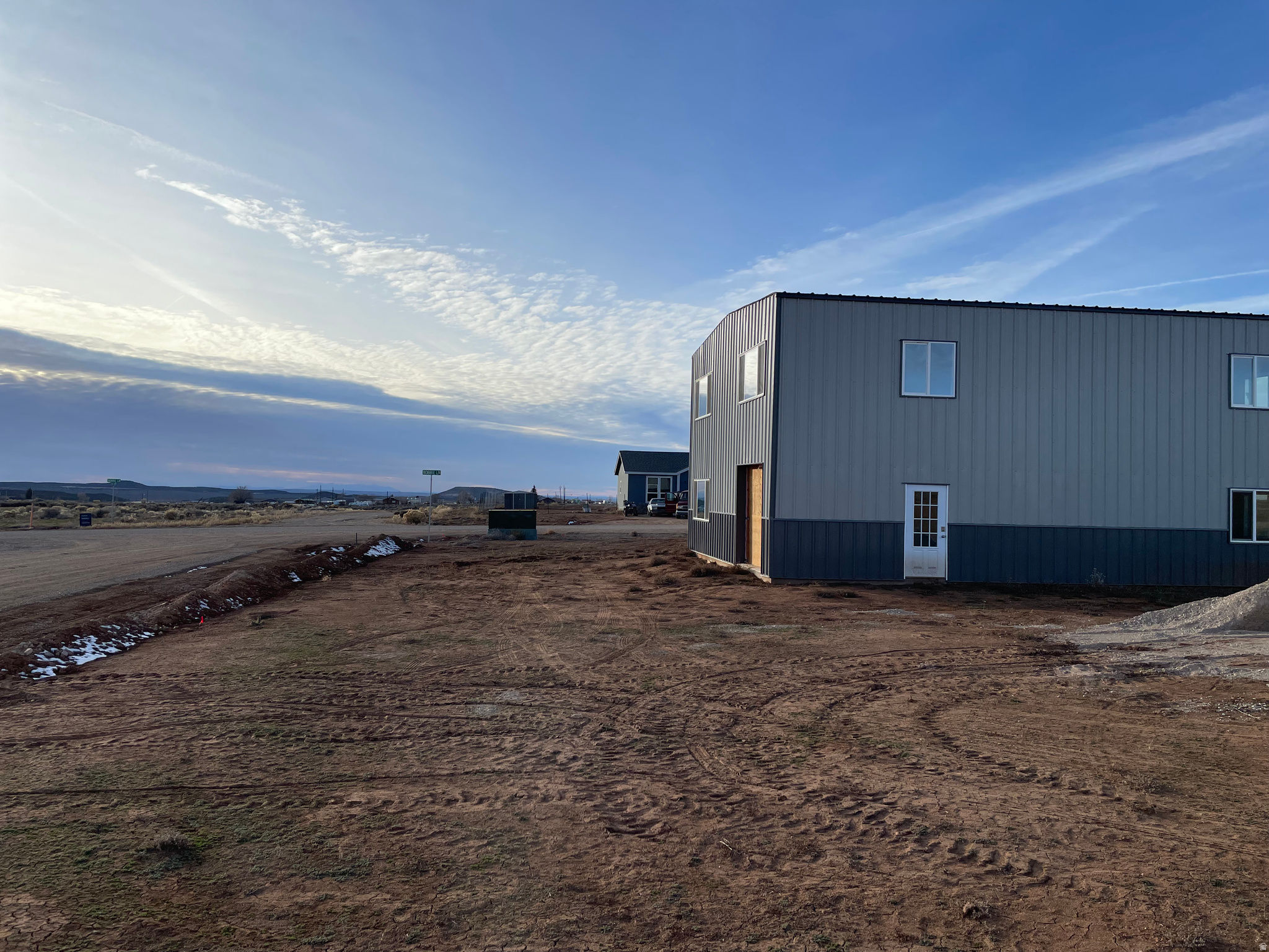main property photo 14