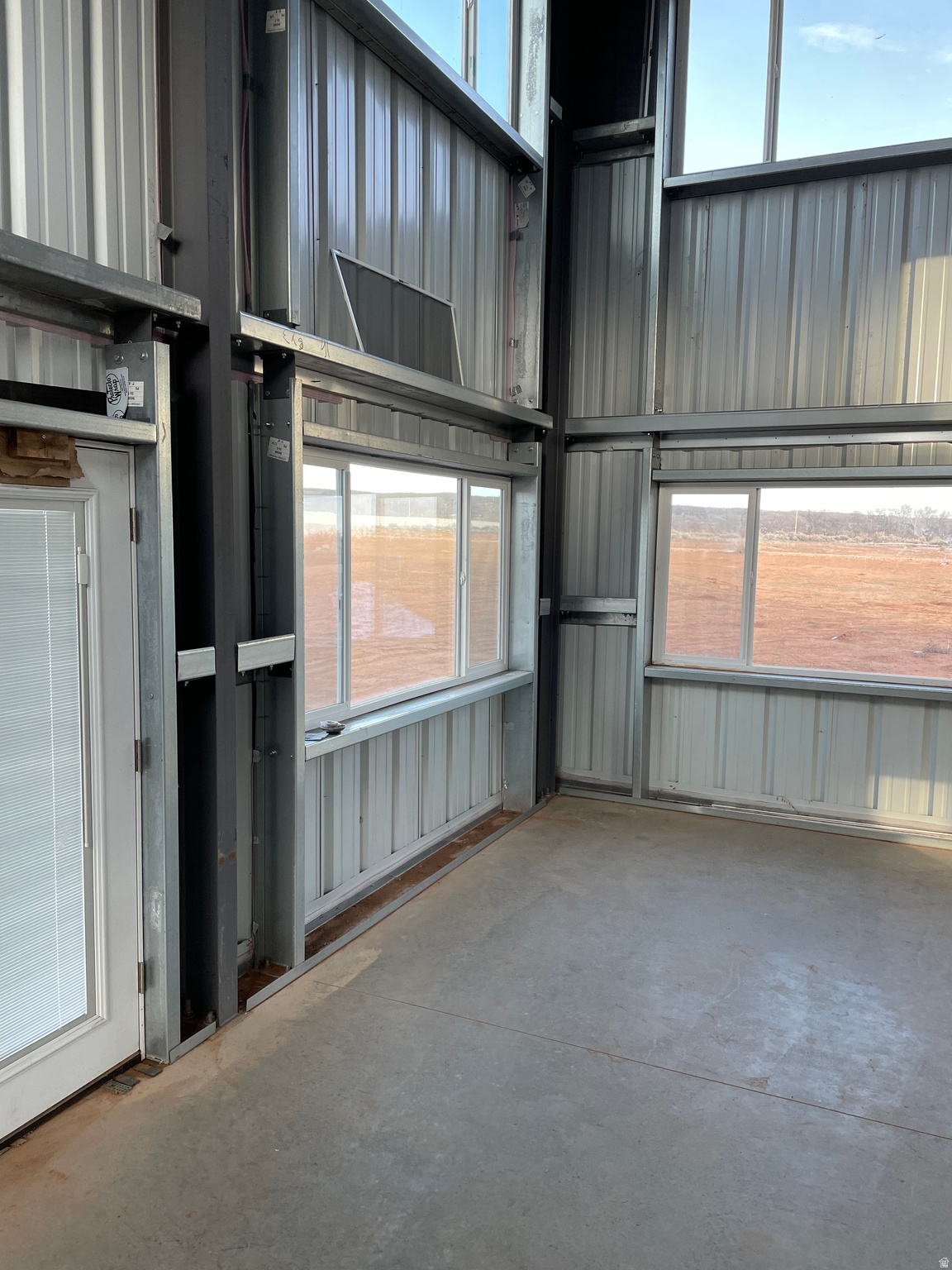 main property photo 27