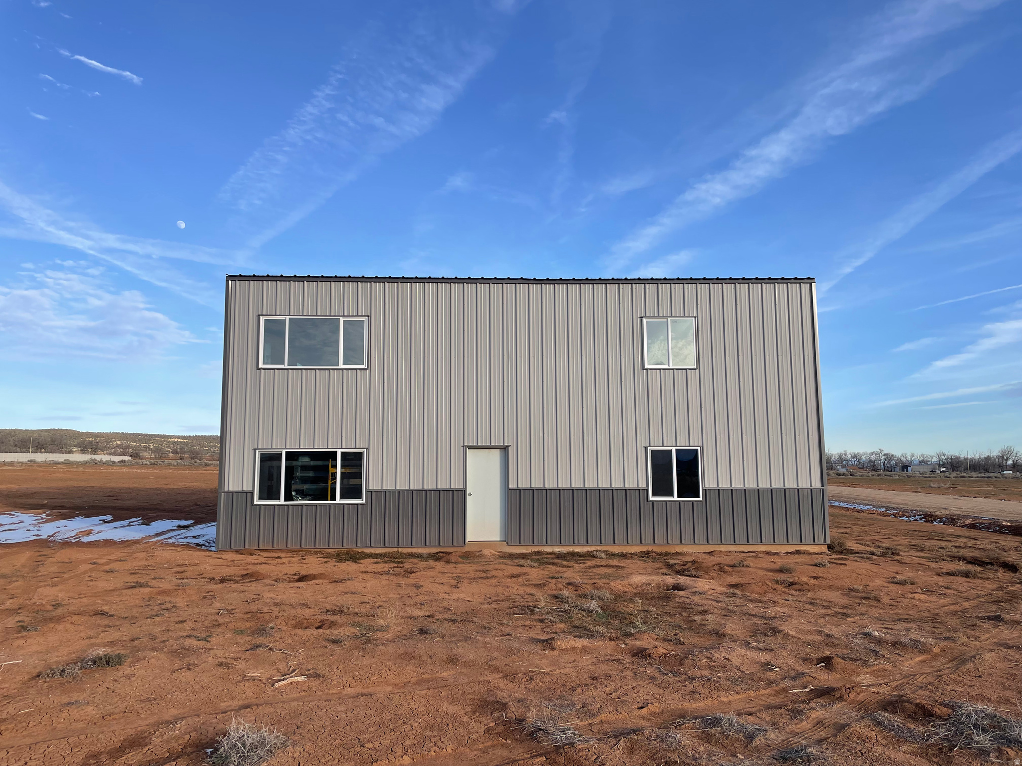 main property photo 9