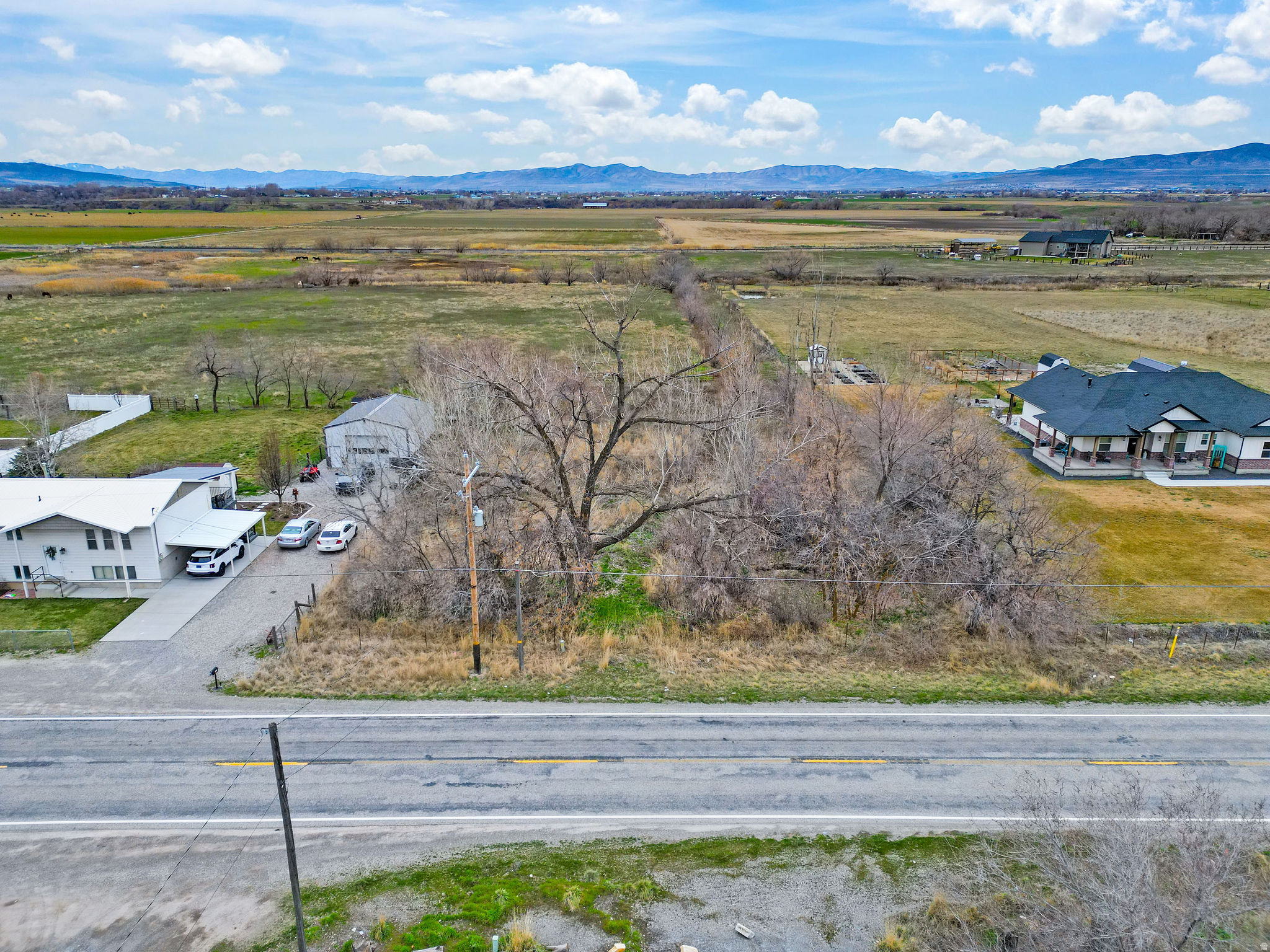 main property photo 10