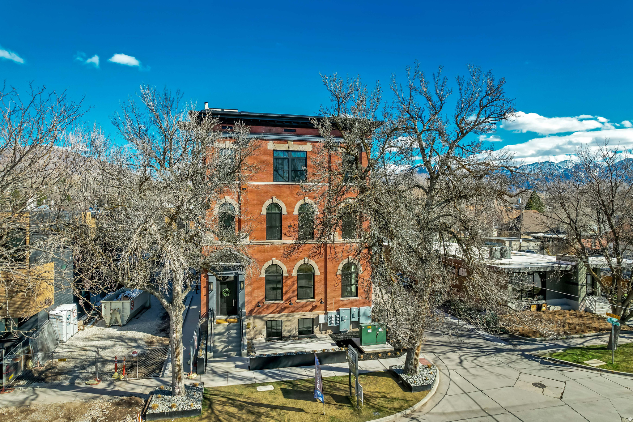 main property photo 39