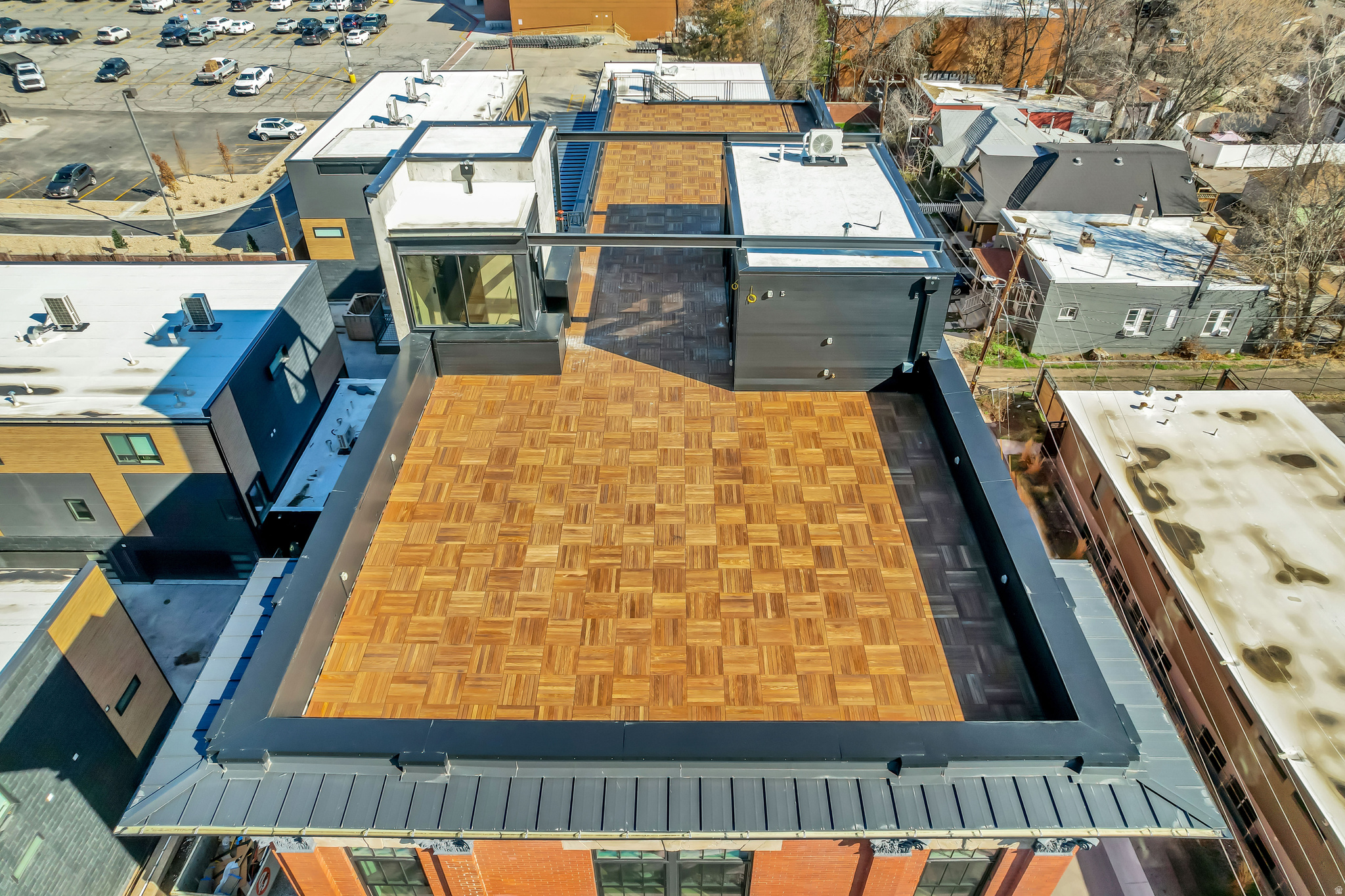 main property photo 41