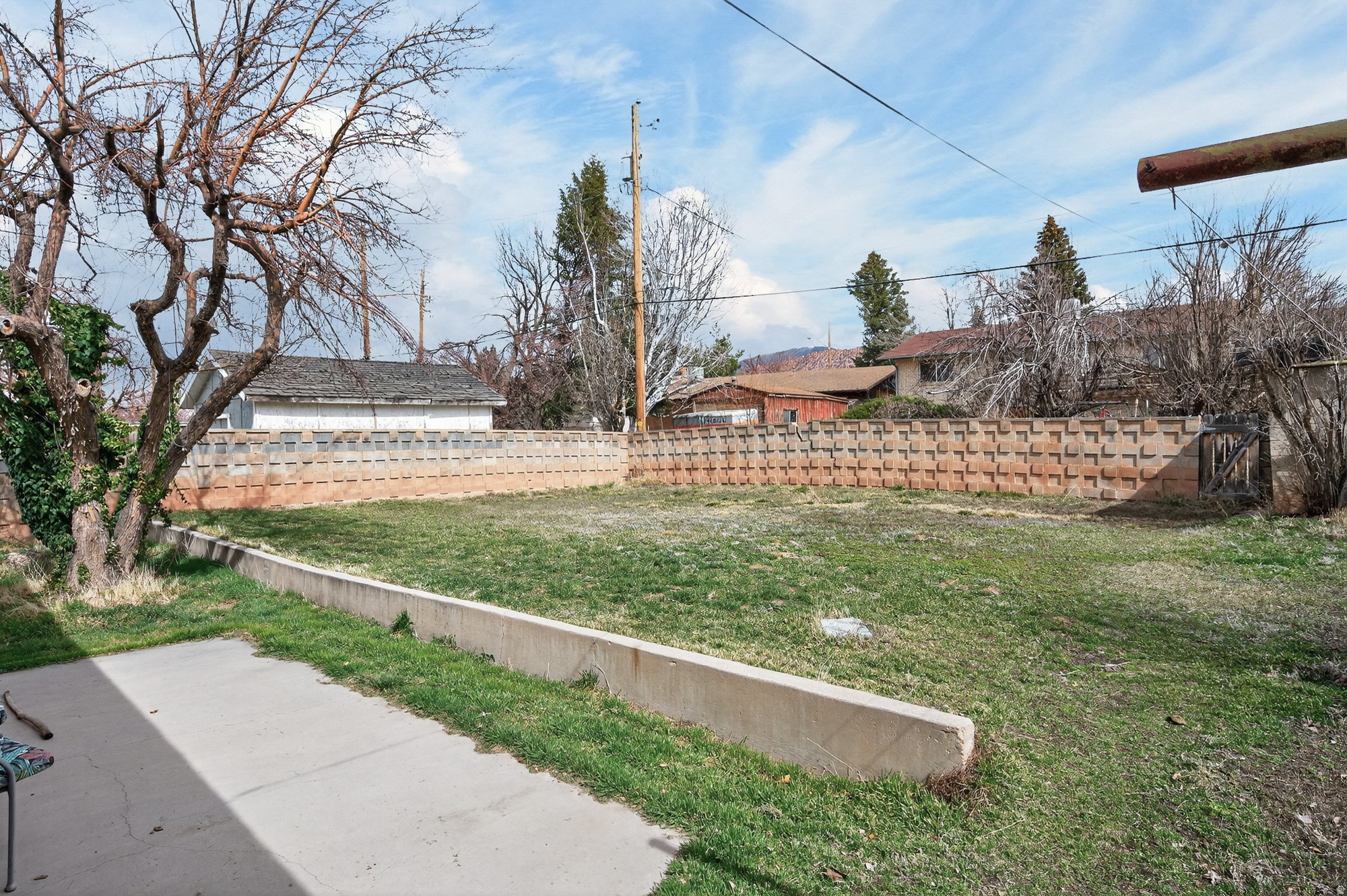 main property photo 42