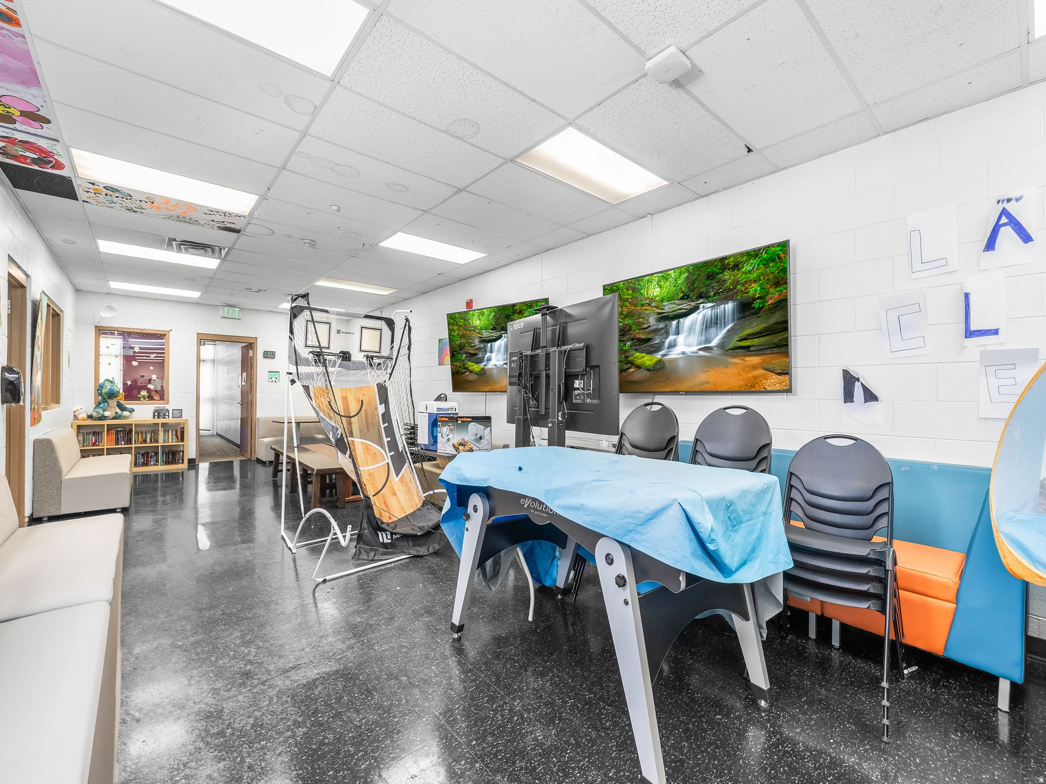 main property photo 17