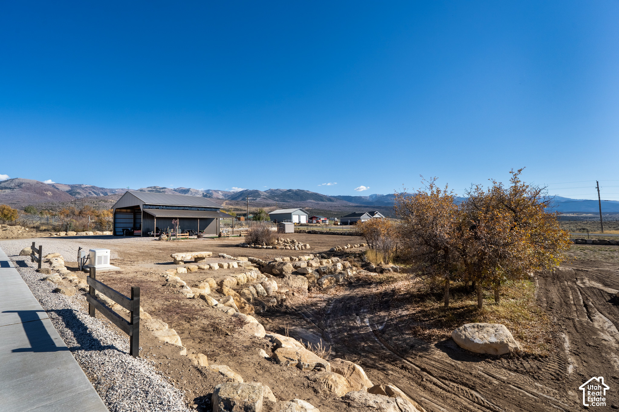main property photo 103