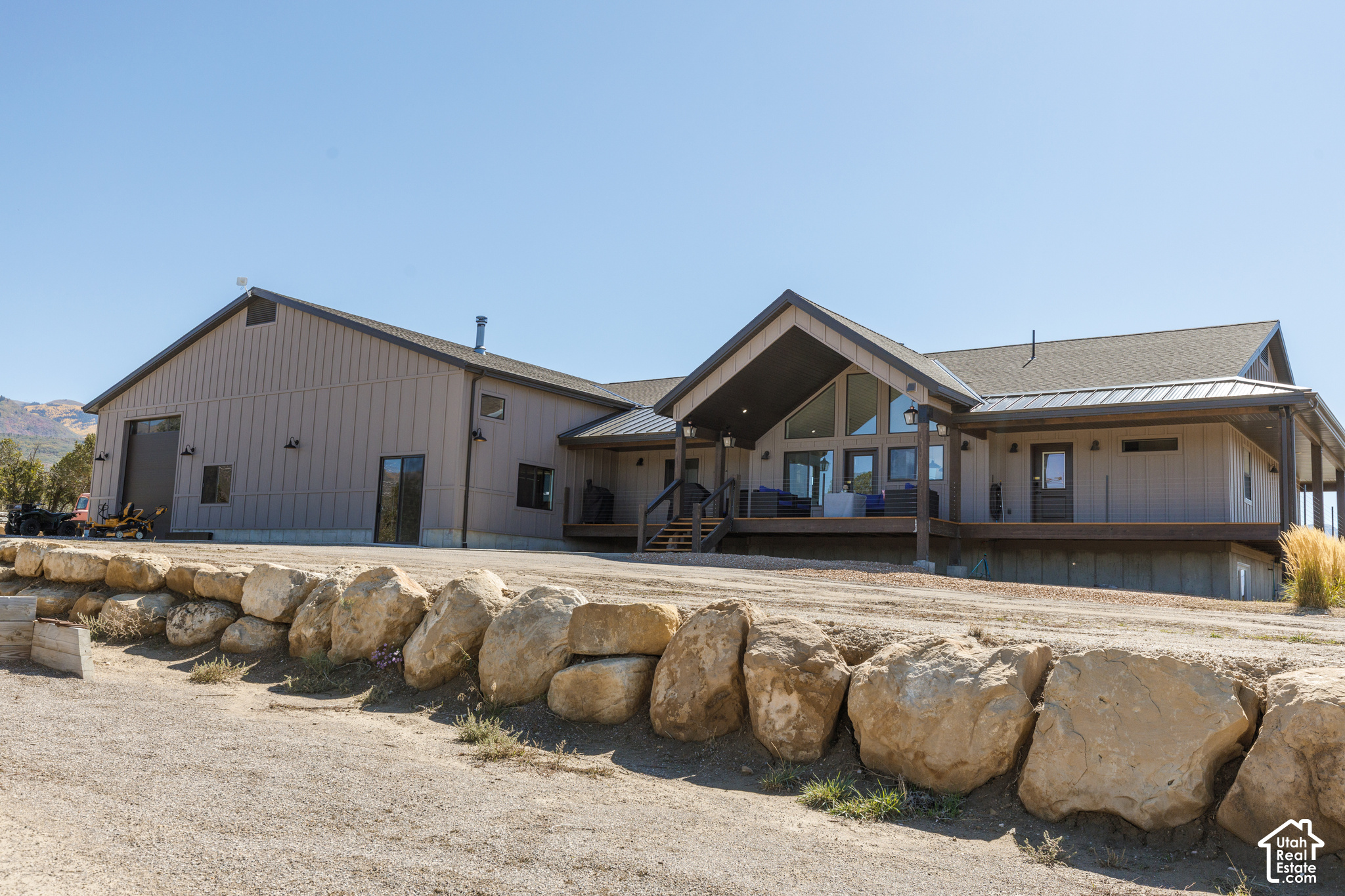 main property photo 122