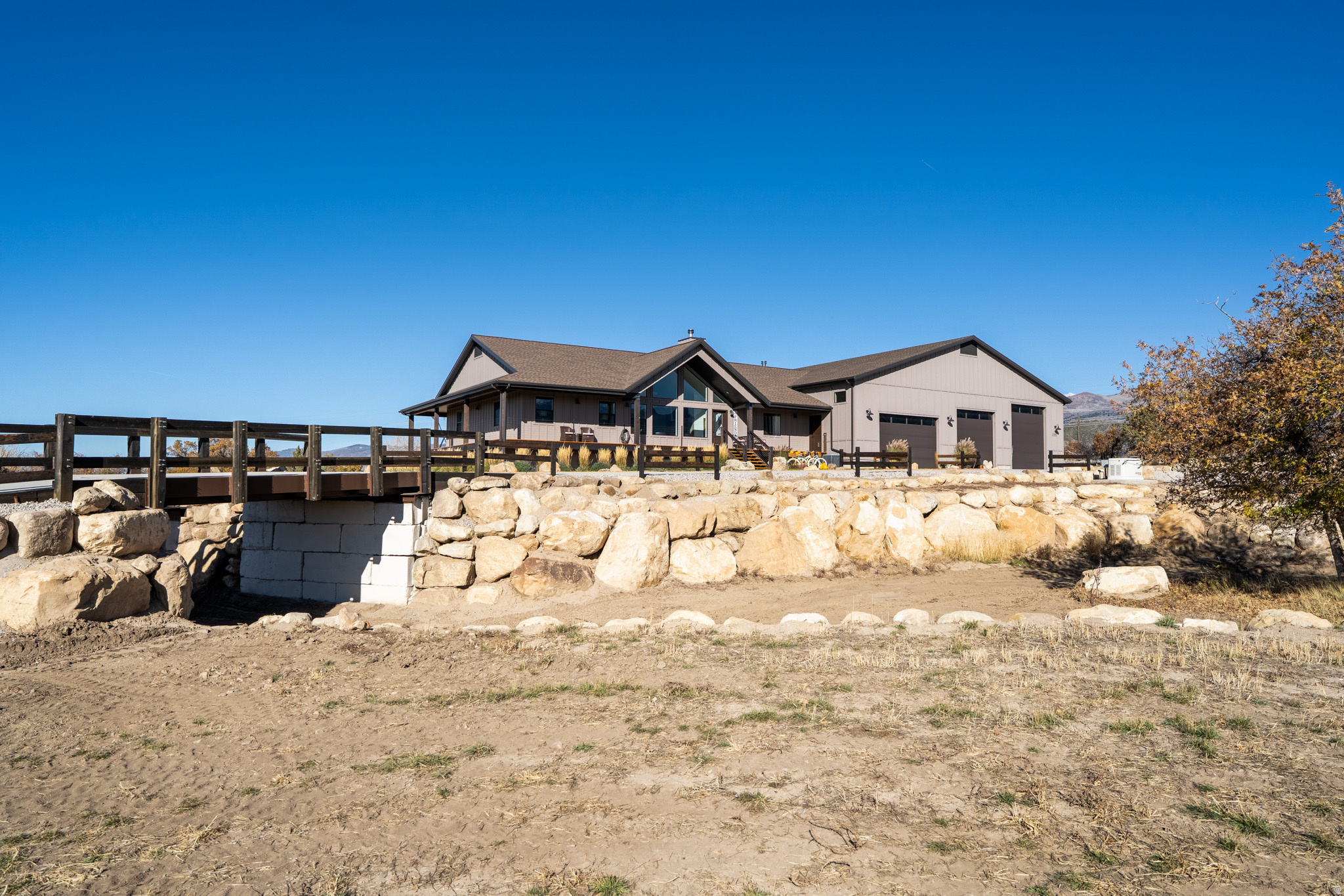 main property photo 76