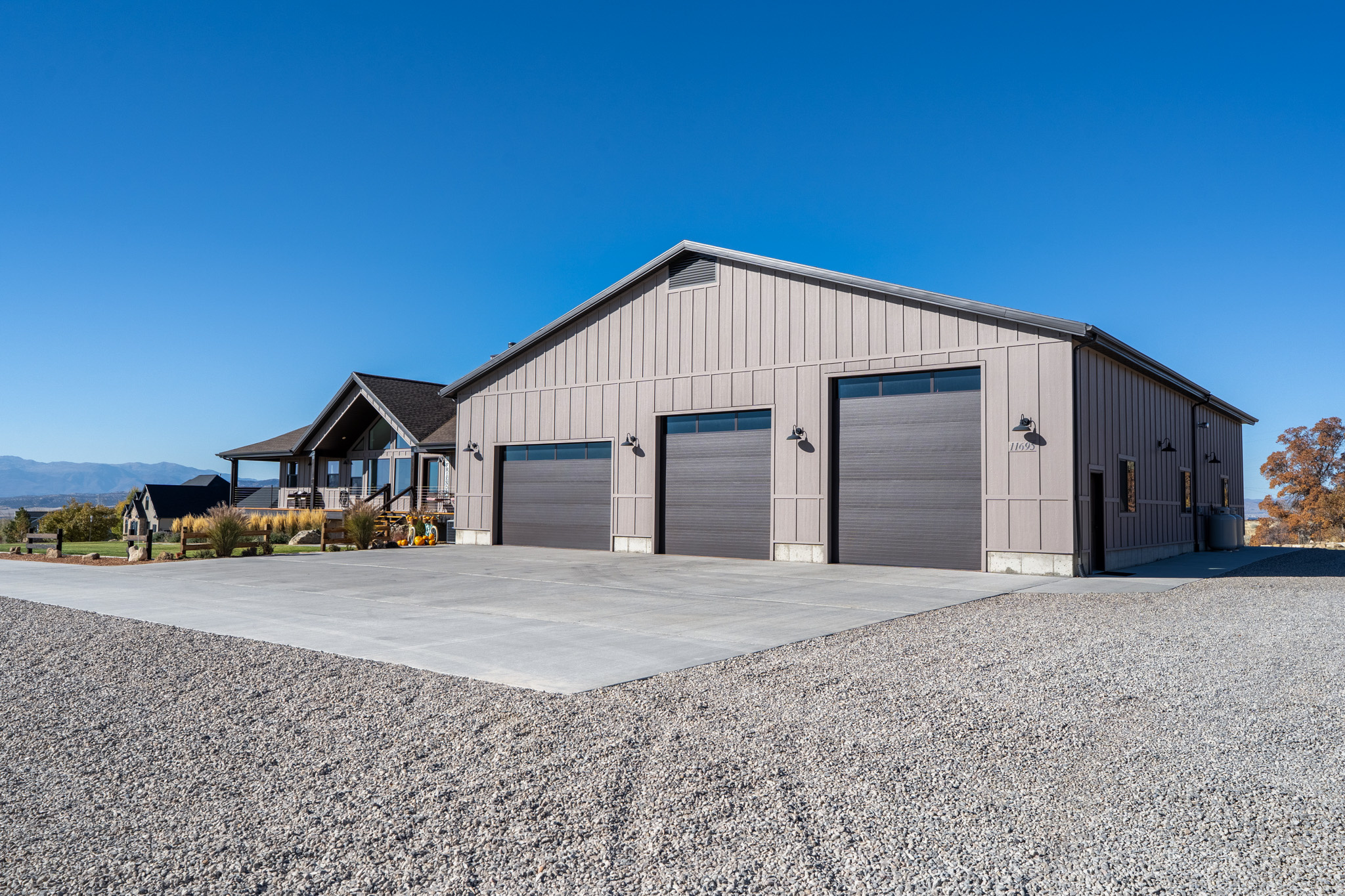 main property photo 77