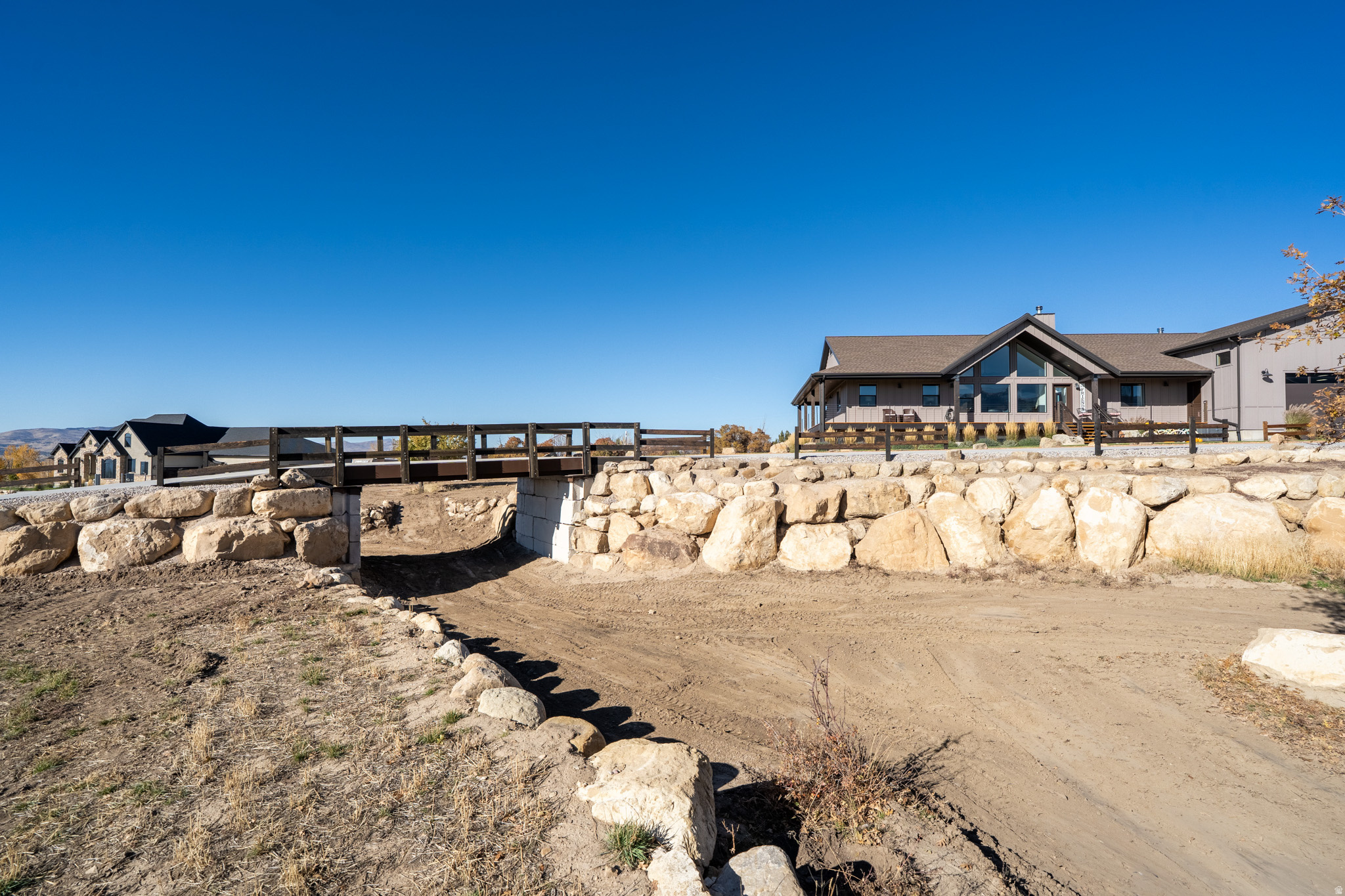 main property photo 78