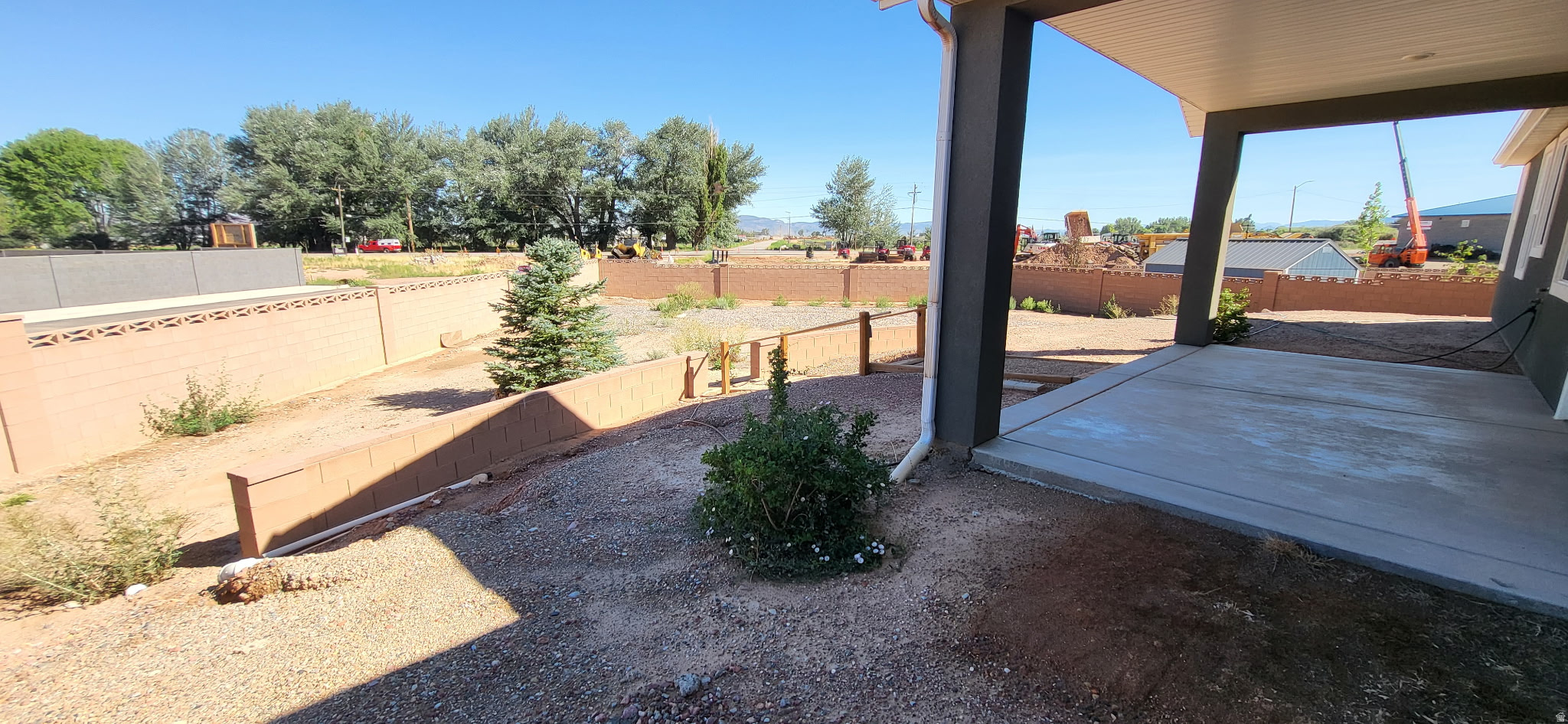 main property photo 33