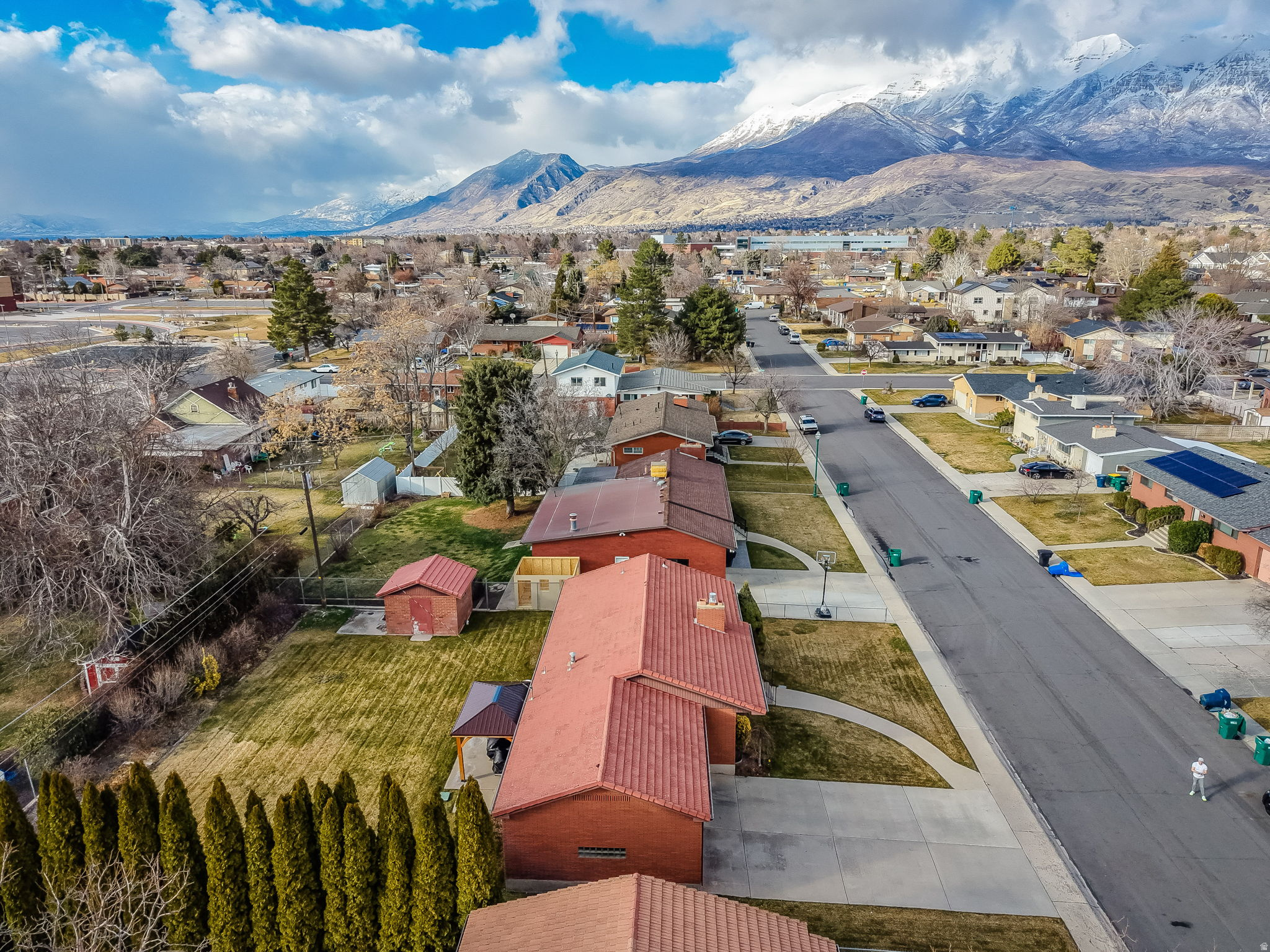 main property photo 33
