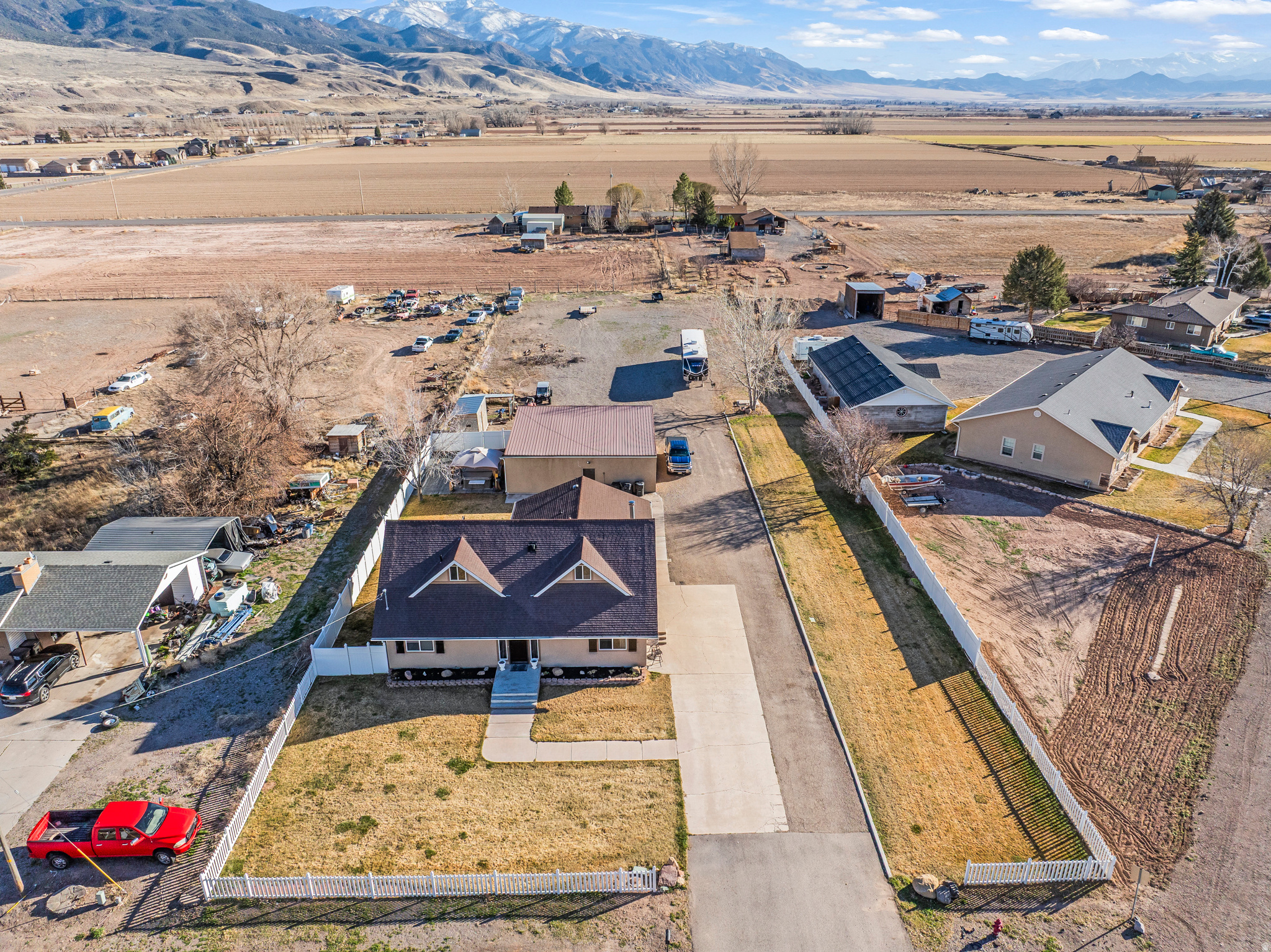 main property photo 57