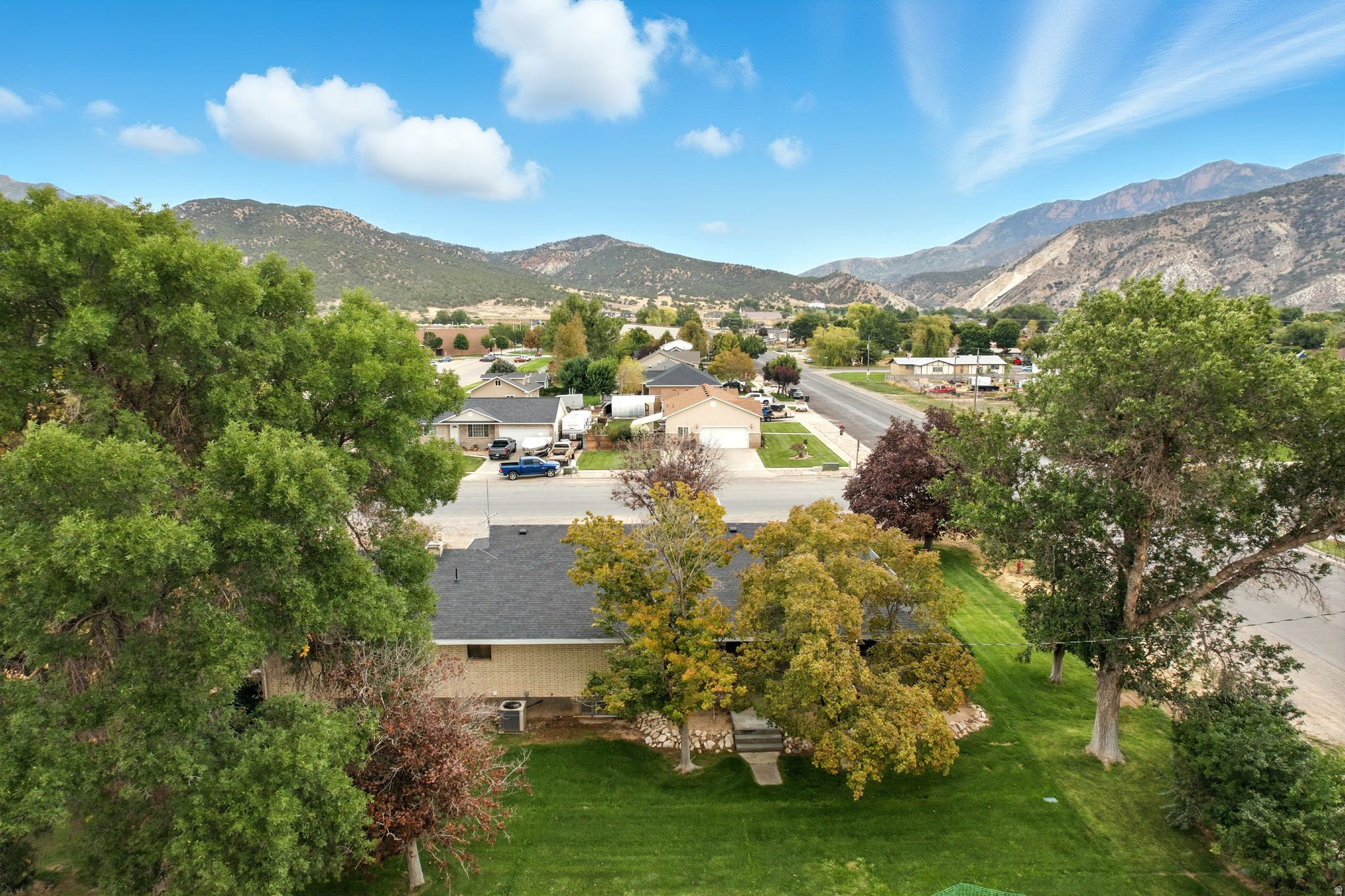 main property photo 13