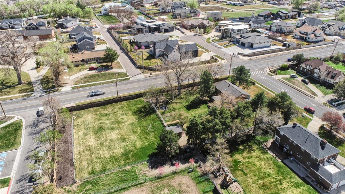 main property photo 75