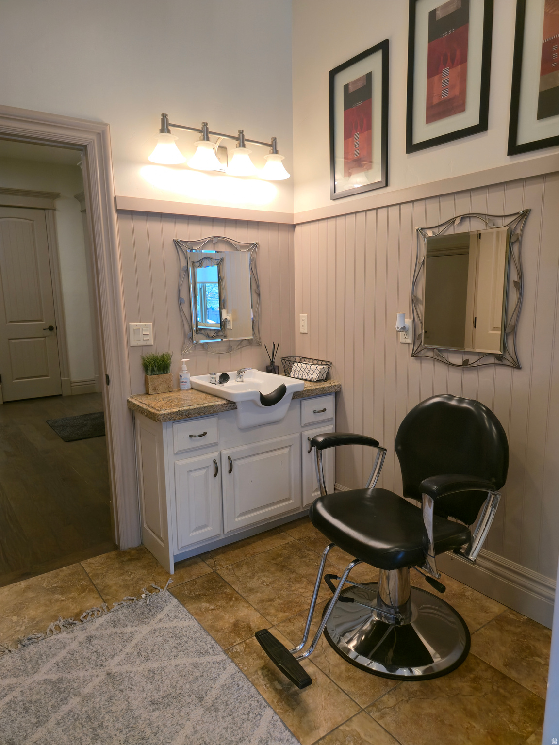 main property photo 108