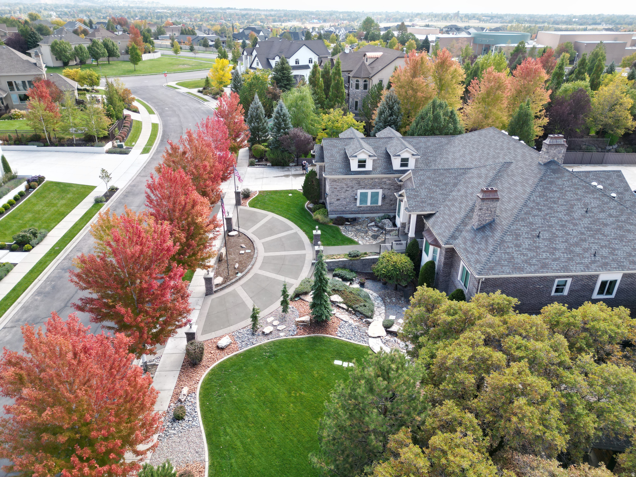 main property photo 11