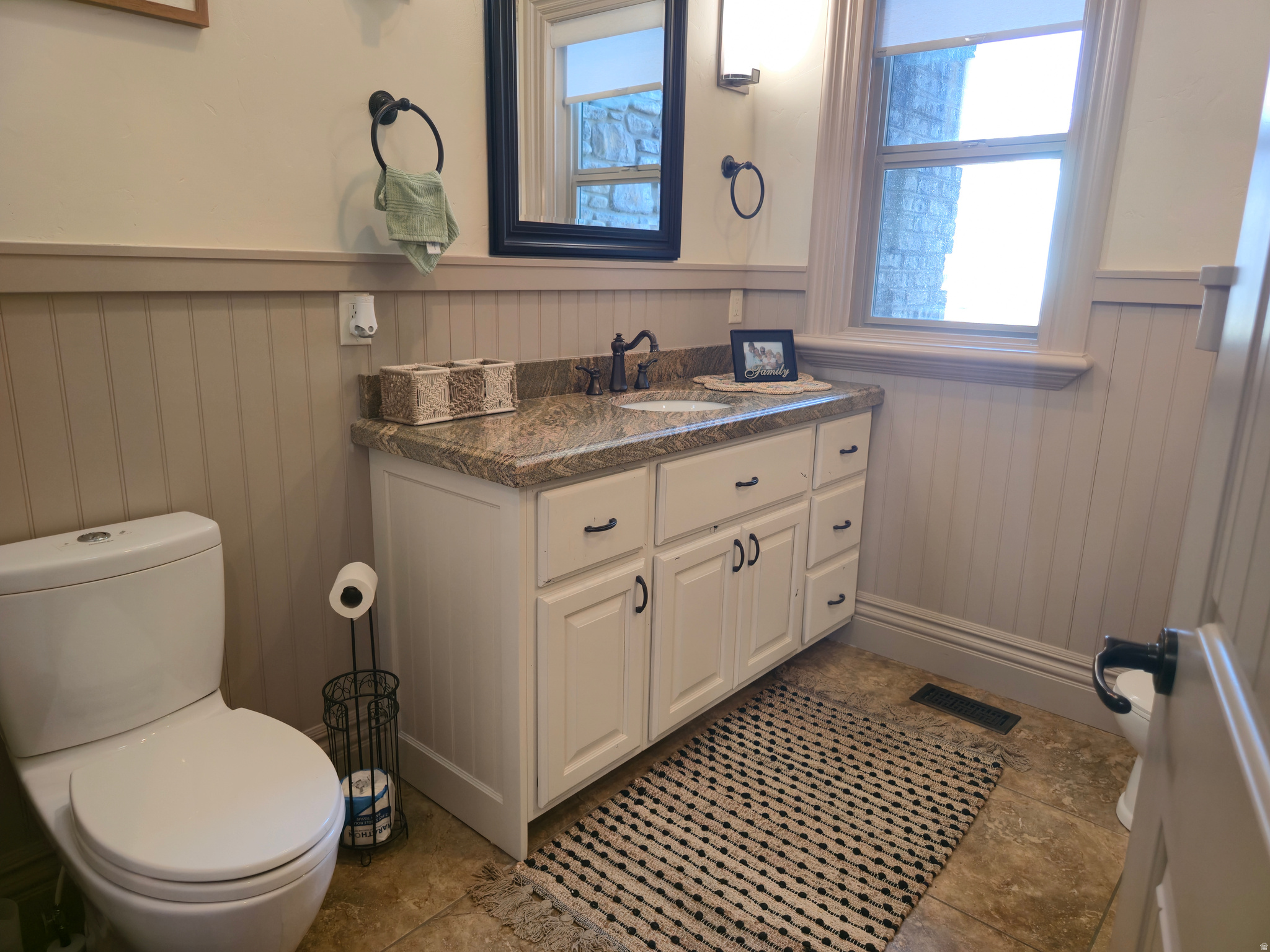 main property photo 126