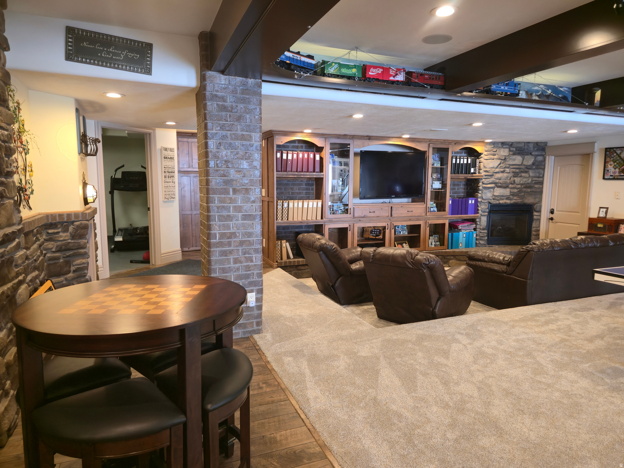 main property photo 142