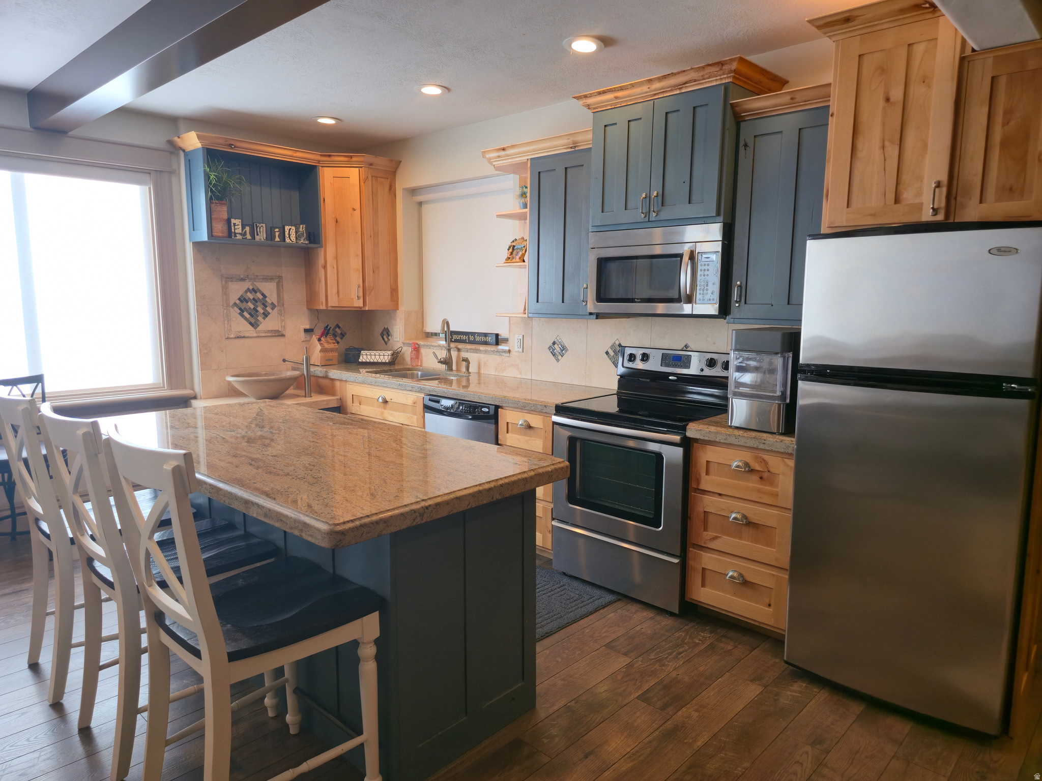 main property photo 144