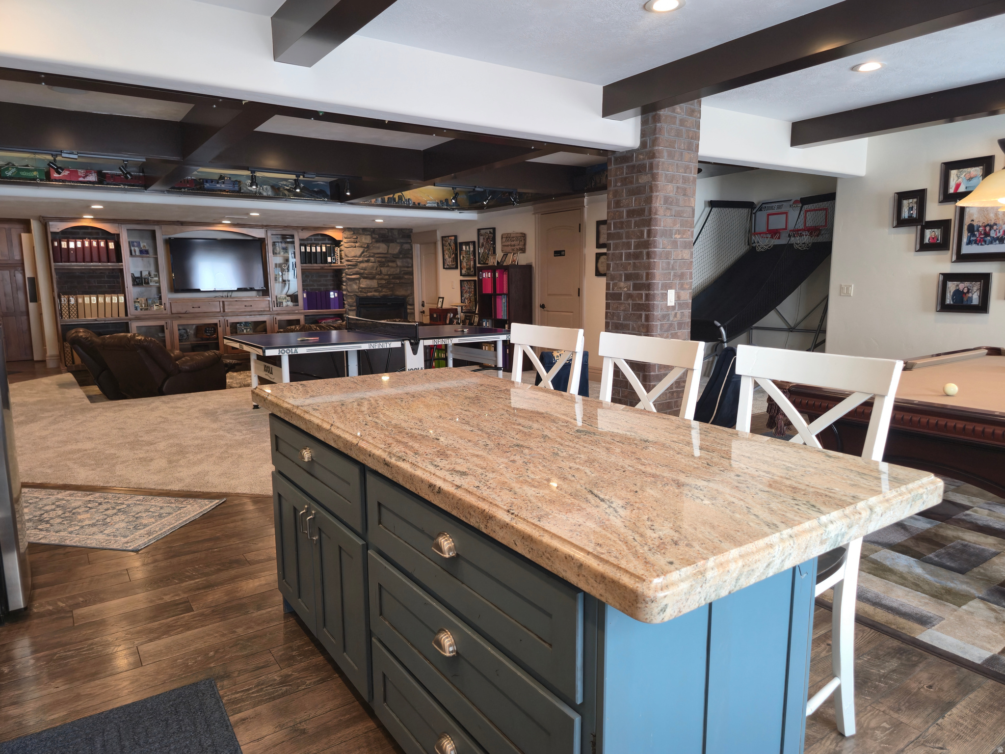 main property photo 150