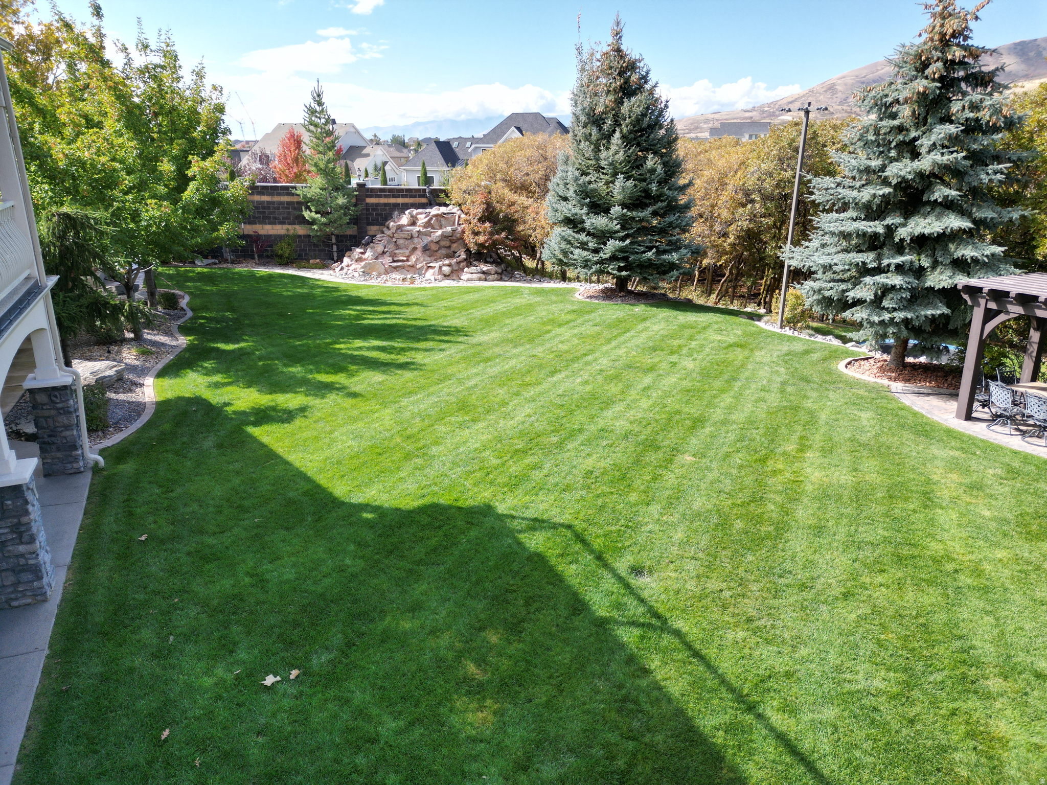main property photo 44