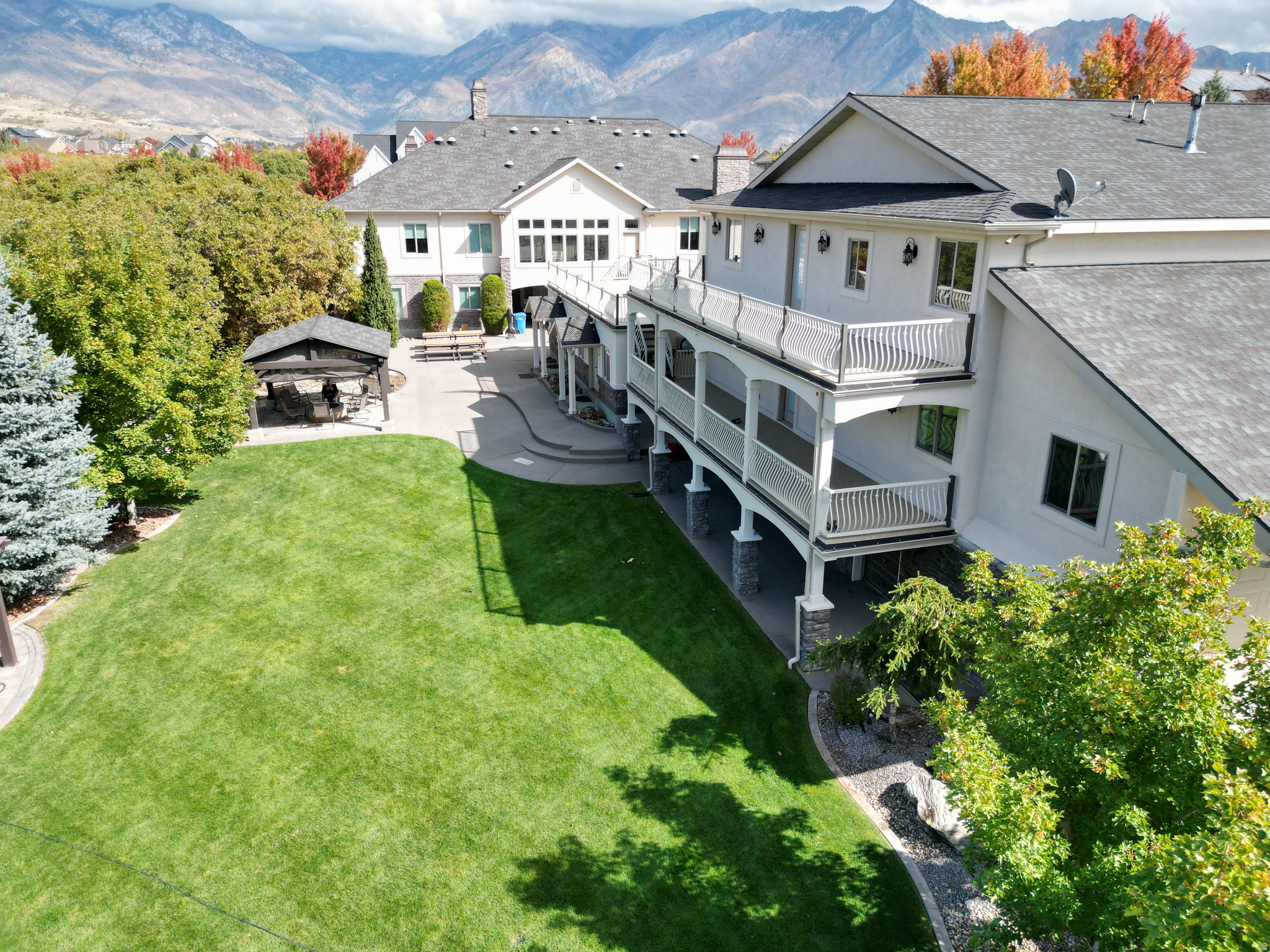 main property photo 57