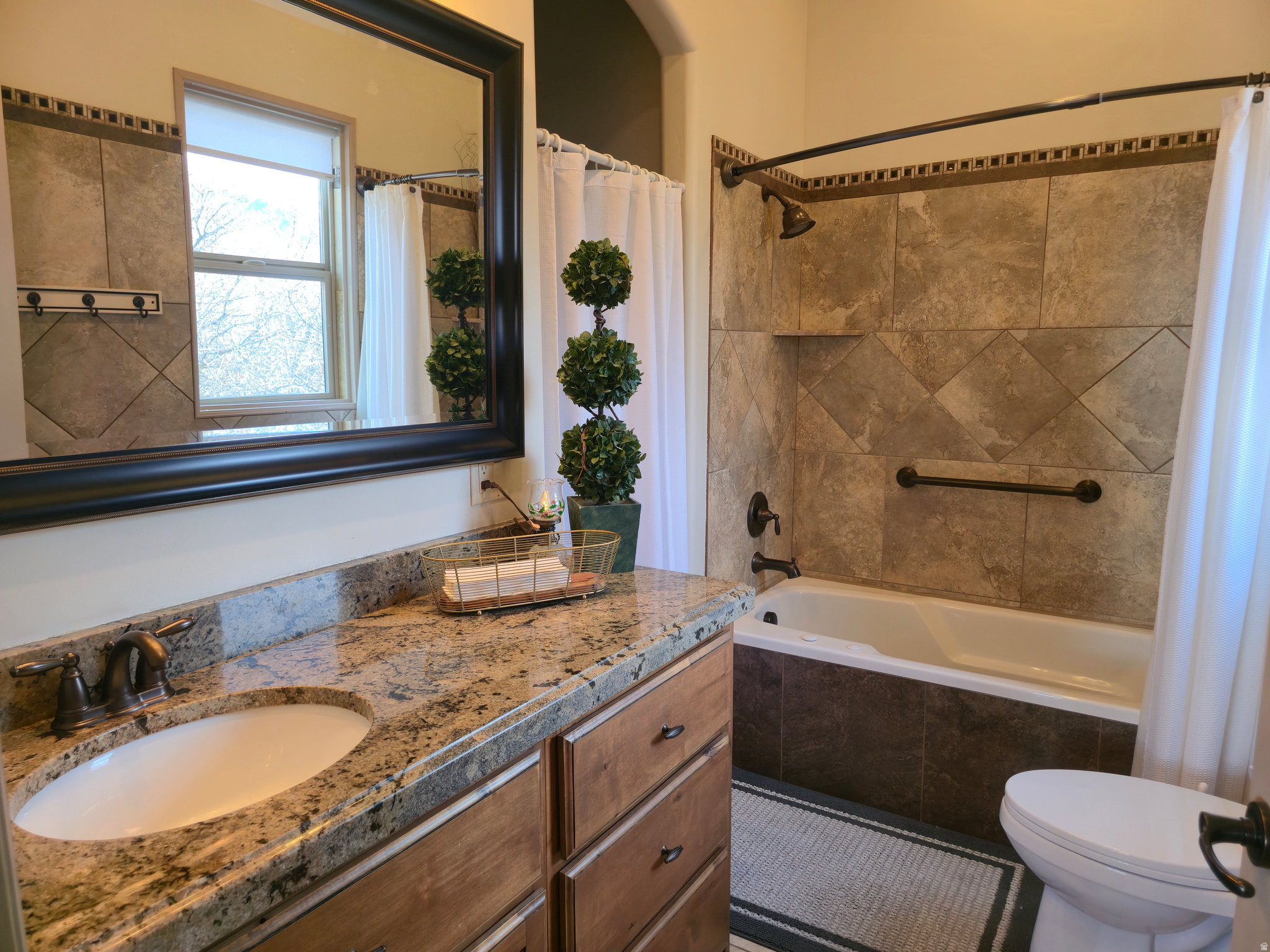 main property photo 85