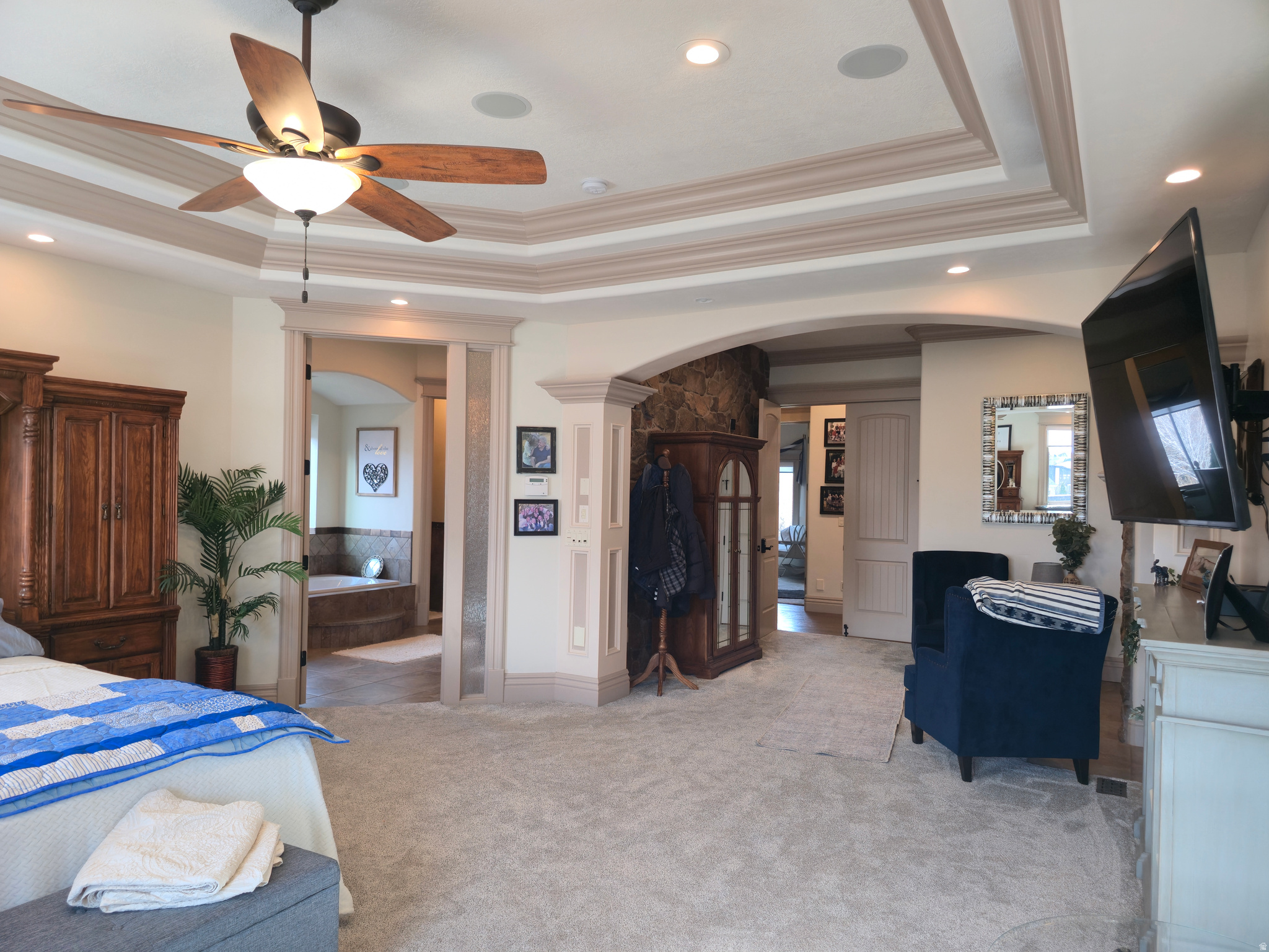 main property photo 90