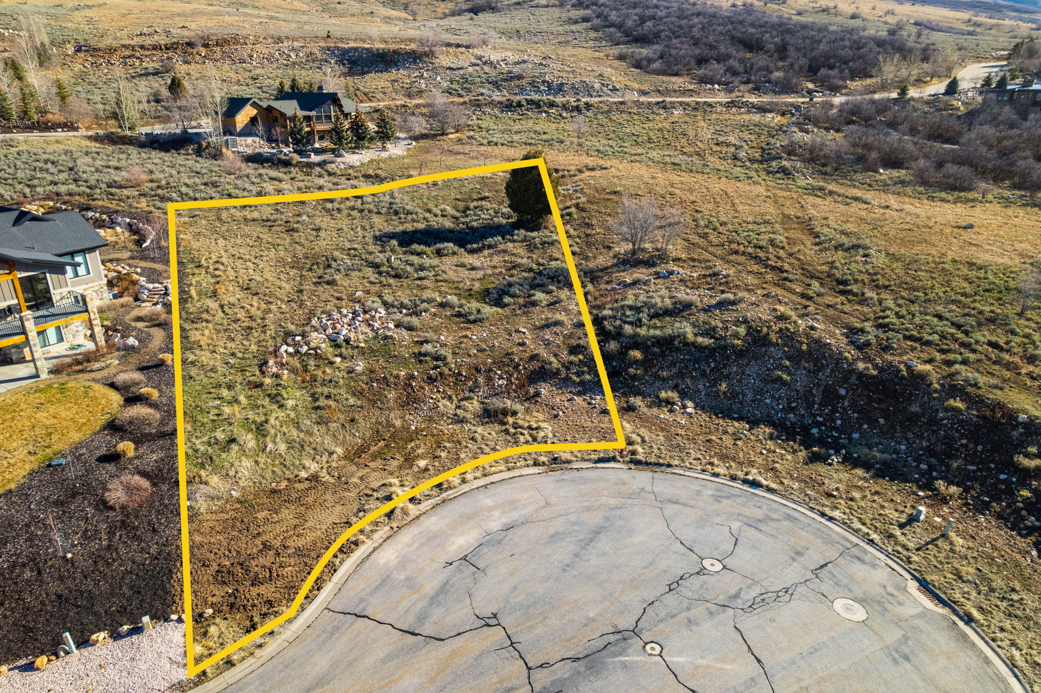 main property photo 14