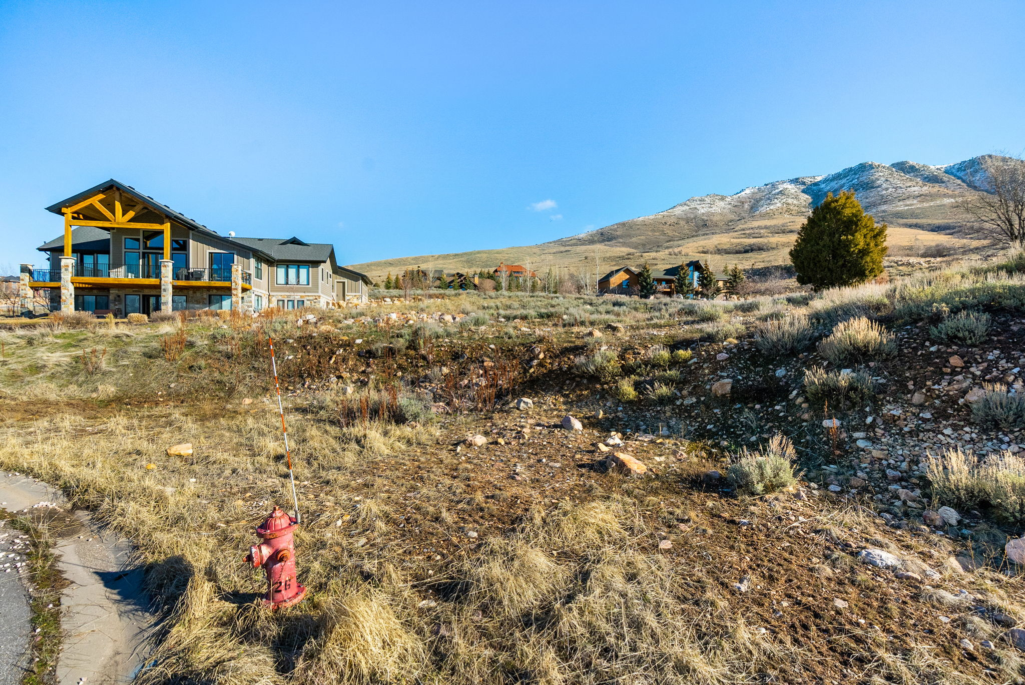 main property photo 2
