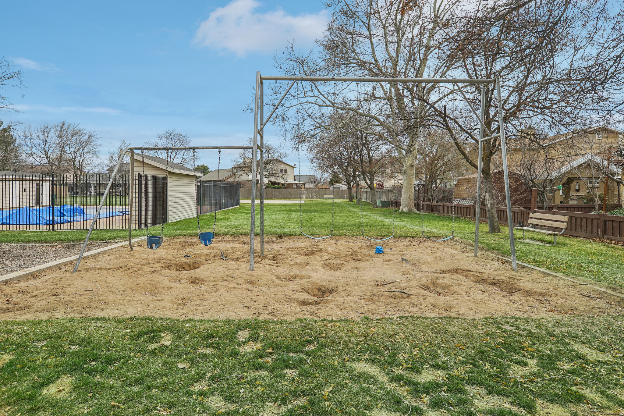 main property photo 31