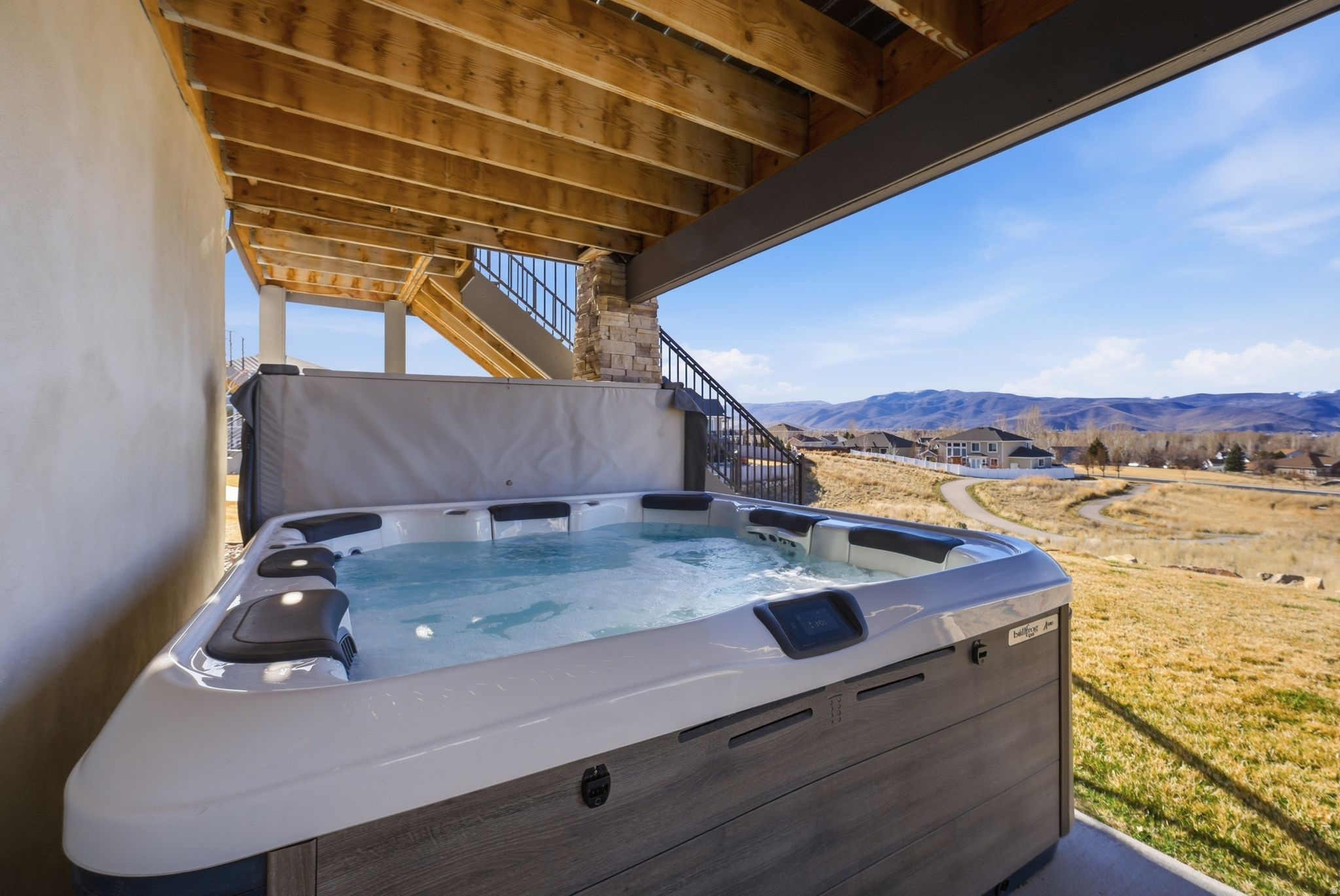 main property photo 80