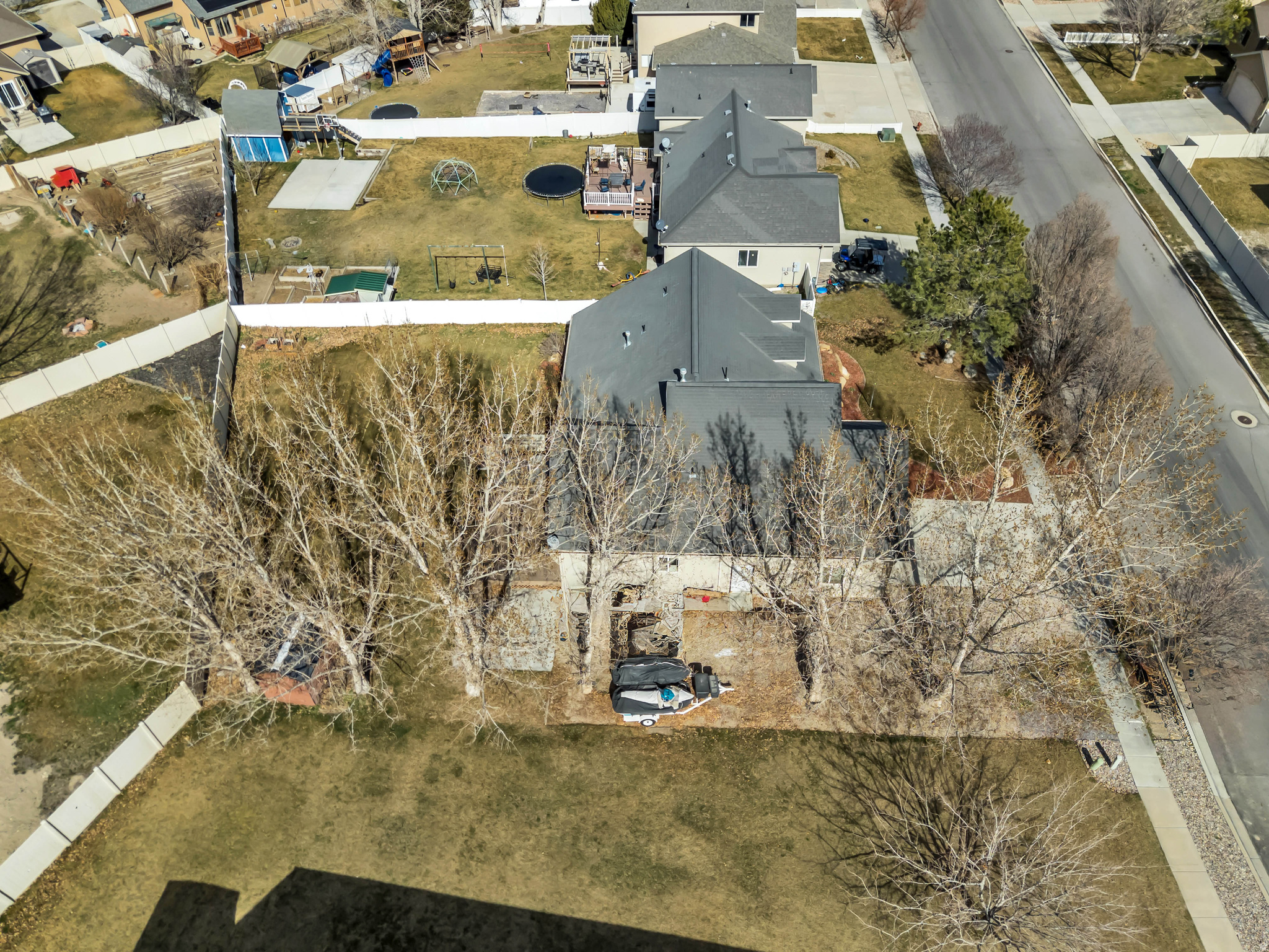 main property photo 48