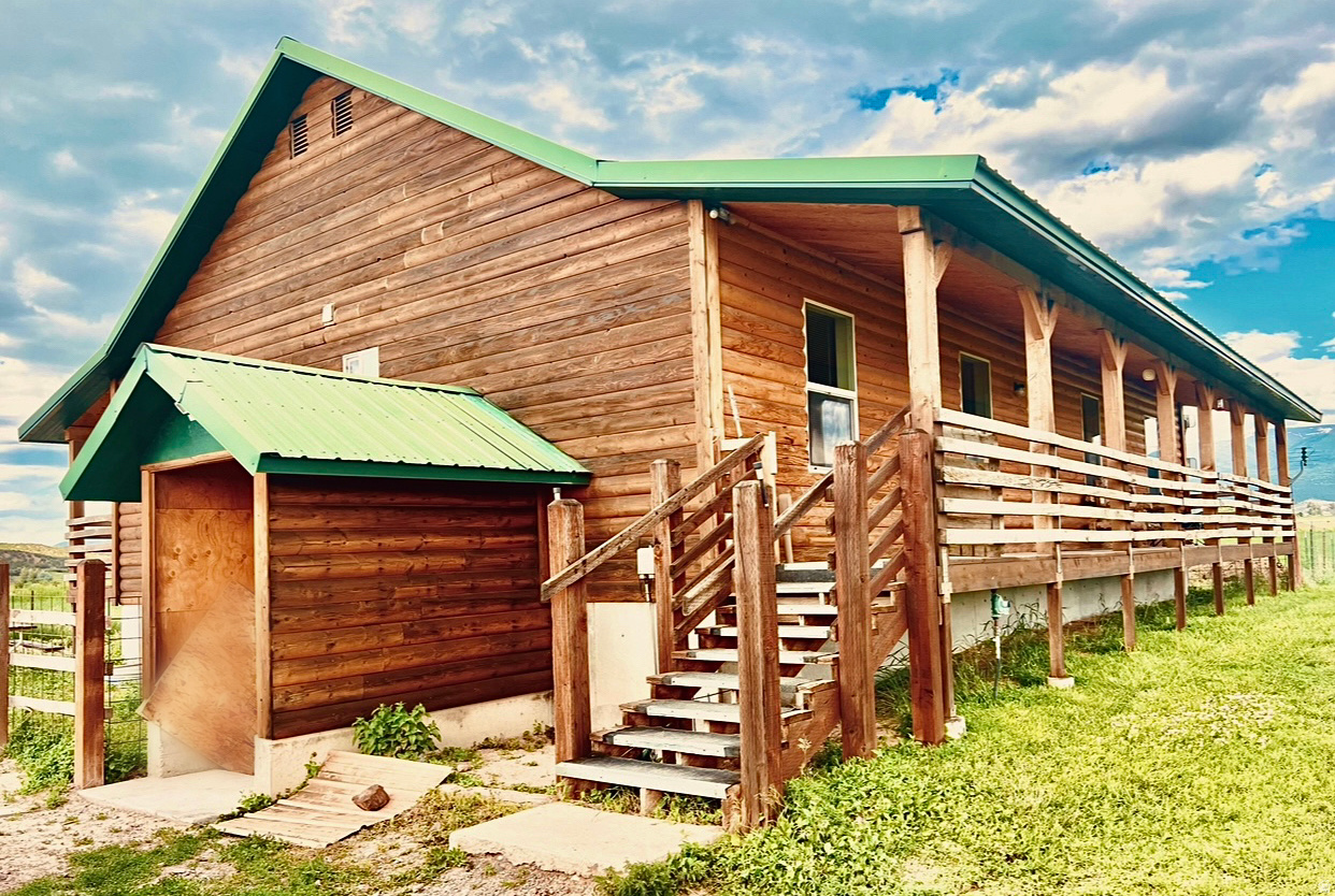 main property photo 11