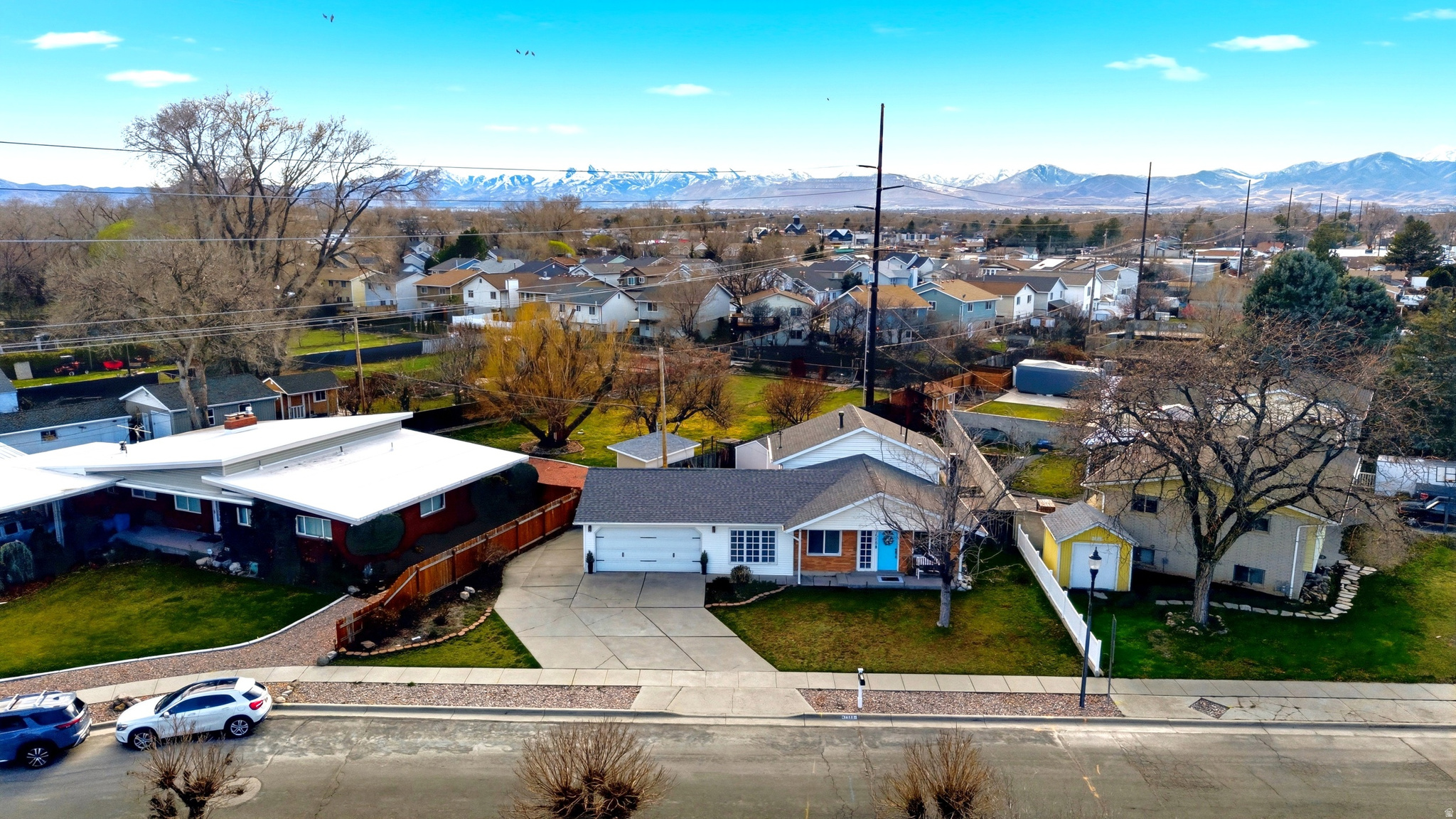 main property photo 30