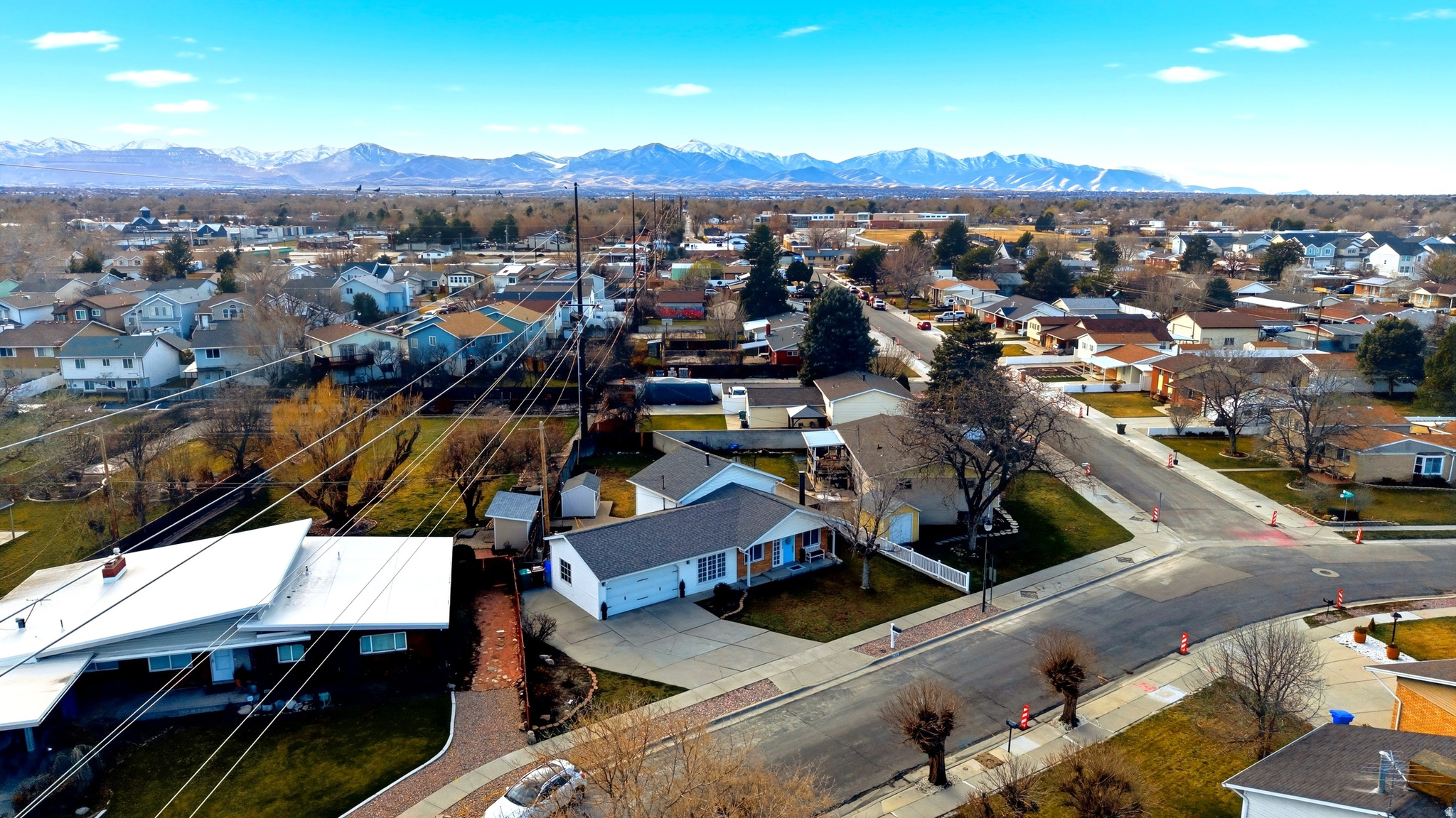 main property photo 32